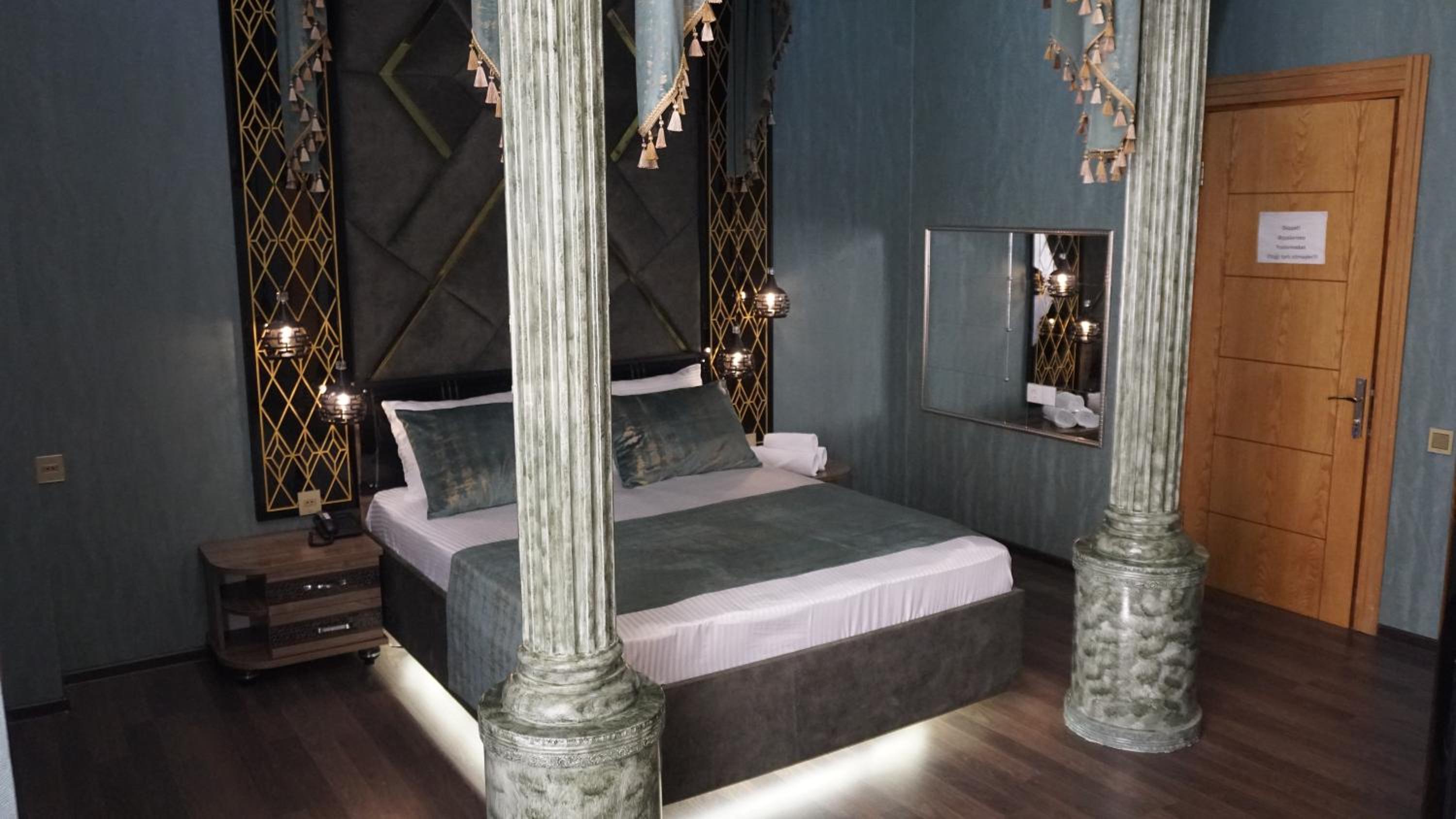 Large Double Room