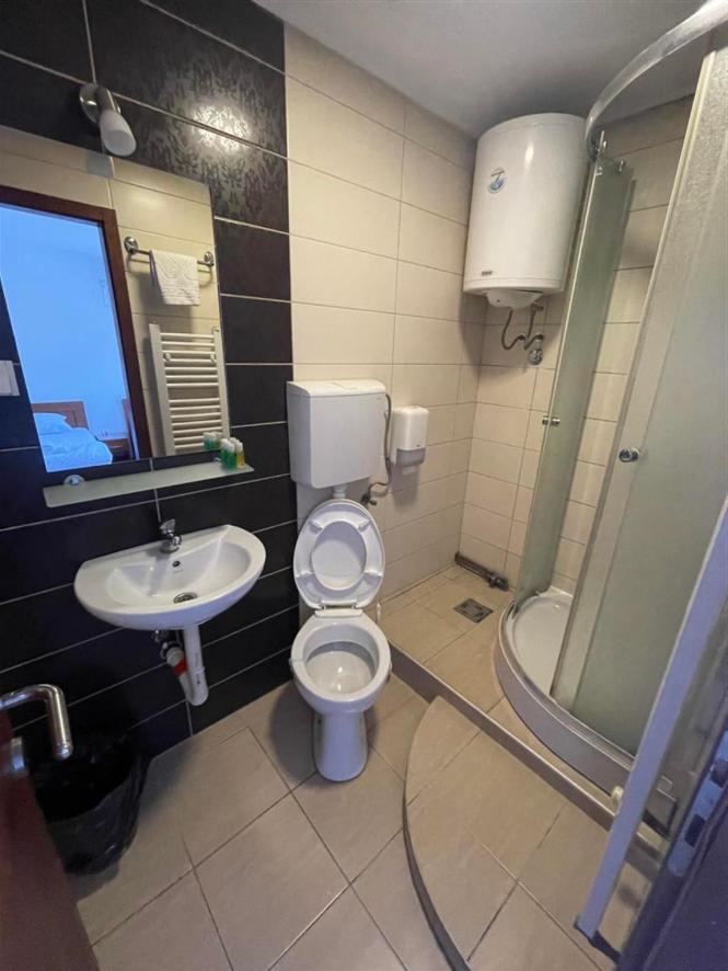 Triple Room - Photo 3