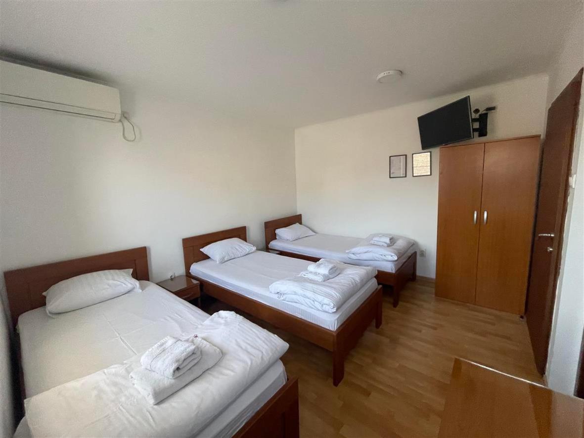 Triple Room - Photo 4