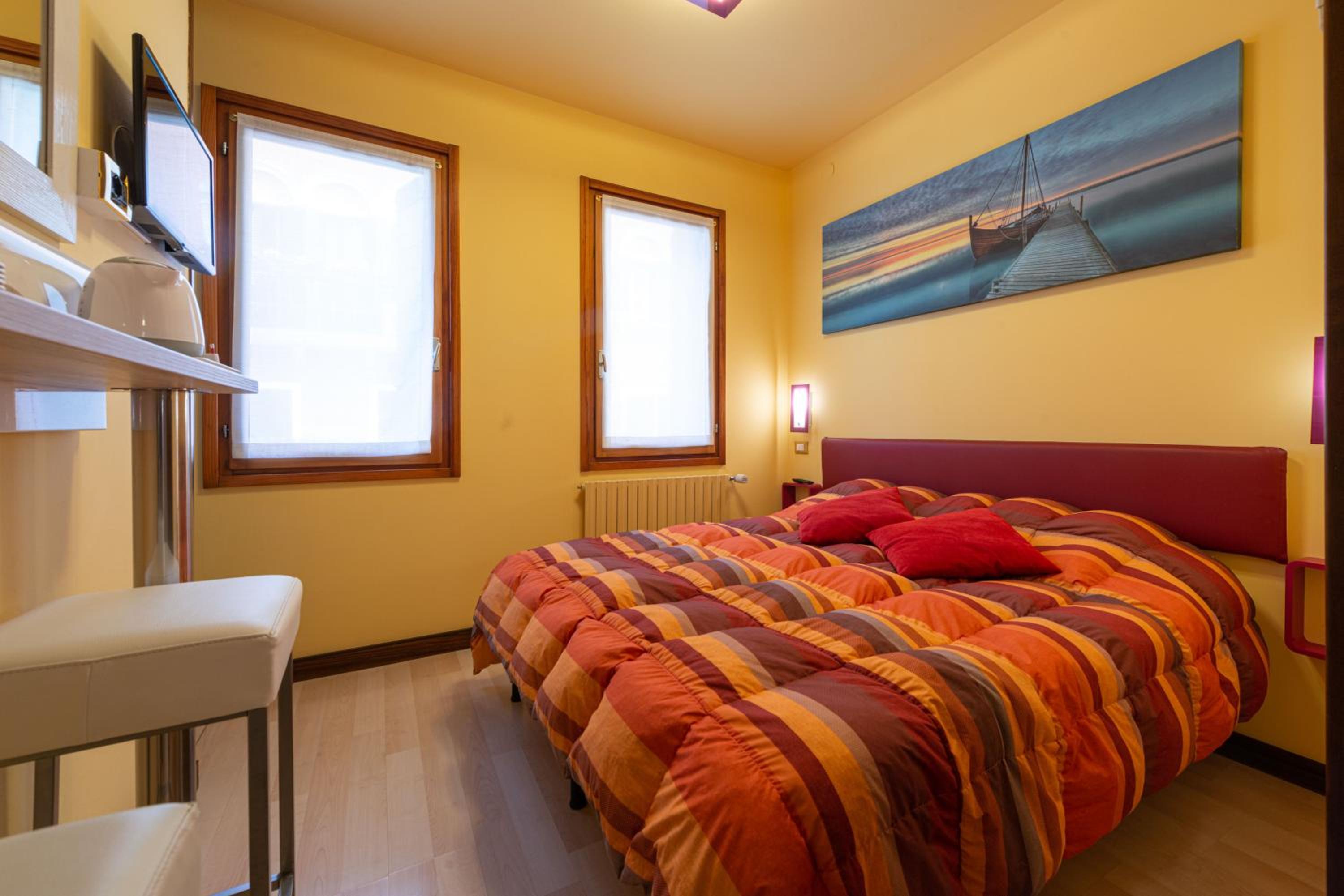Standard Double Room photo 1