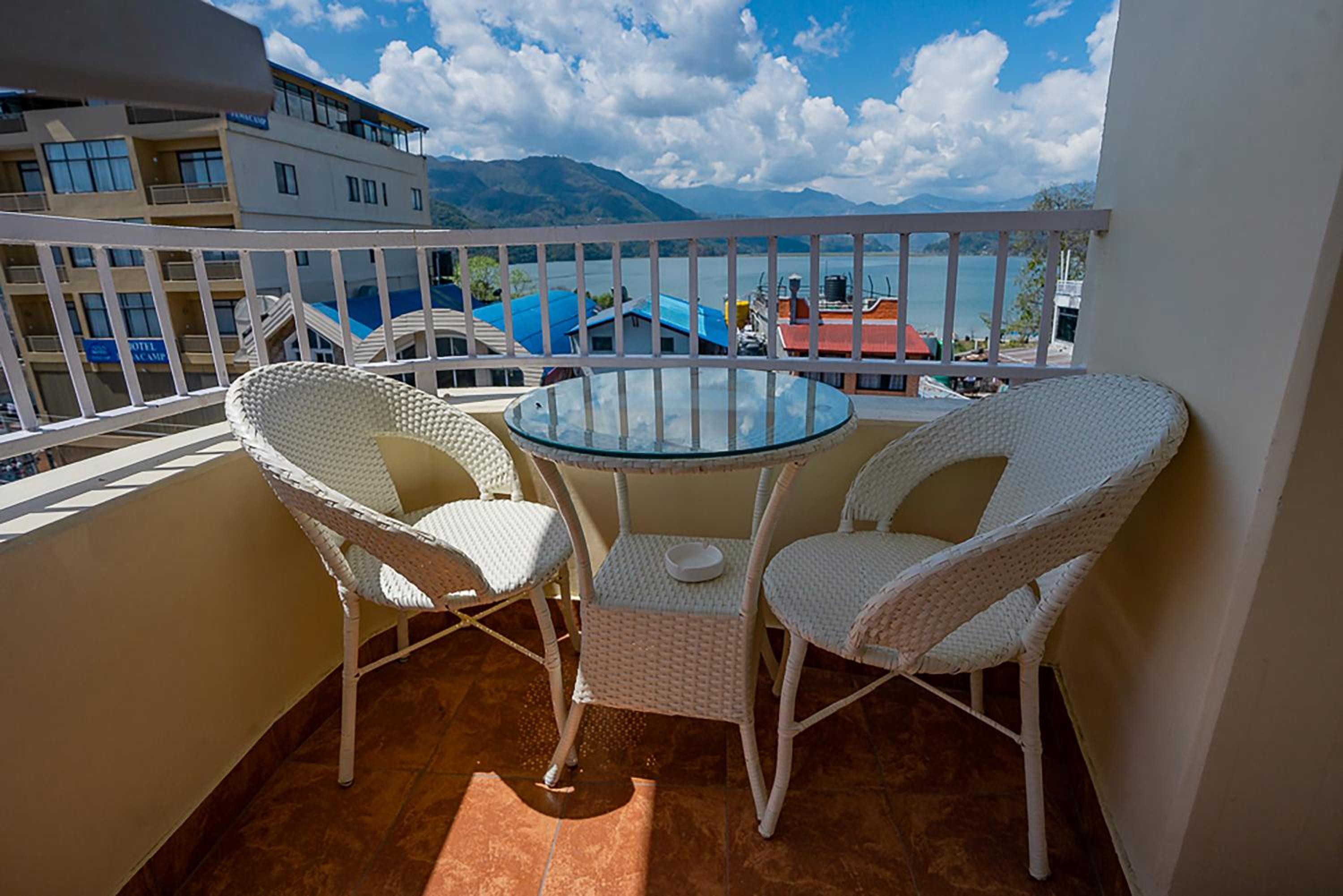Deluxe Double or Twin Room - Photo 4