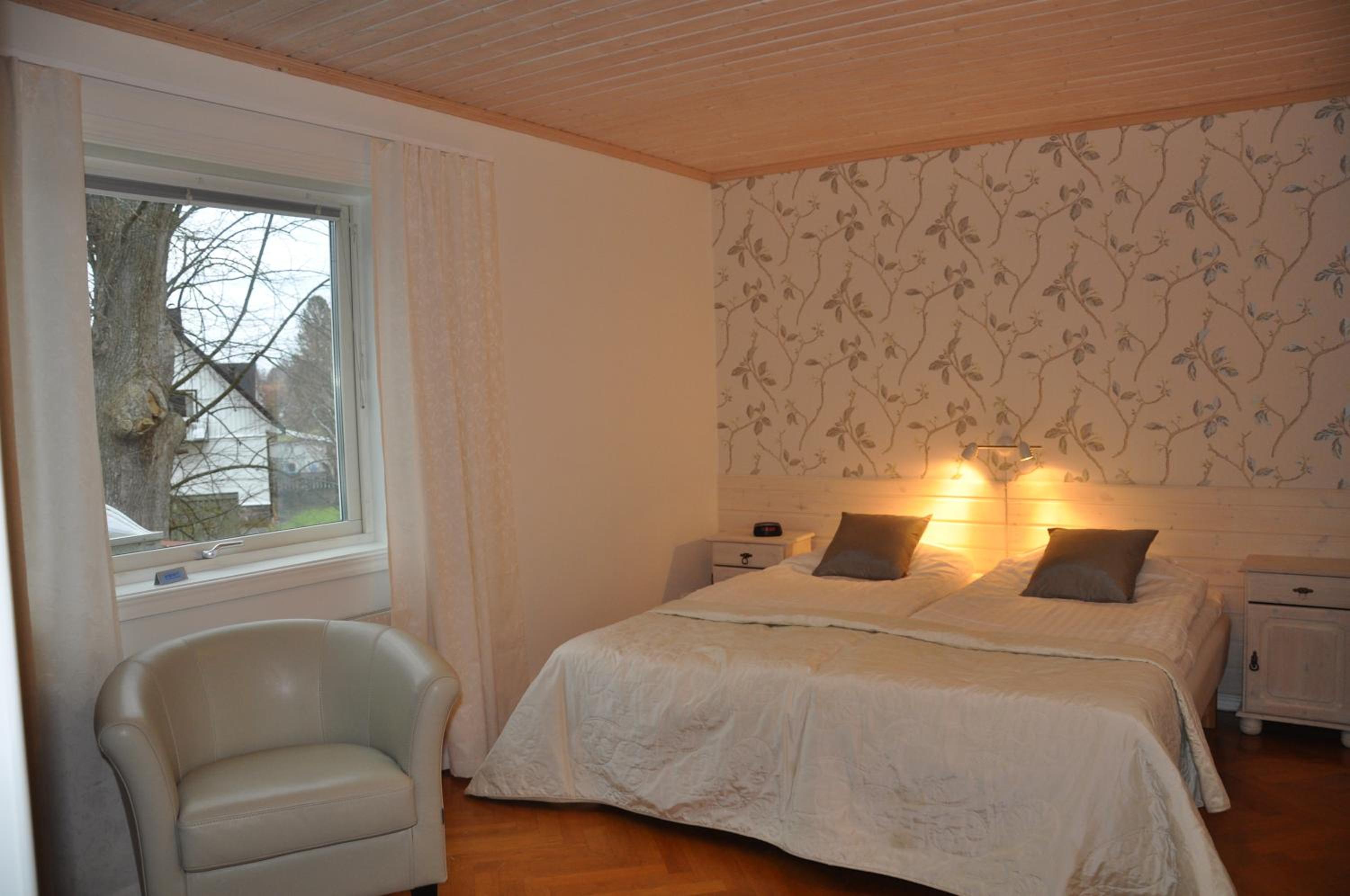 Twin Room - Photo 1