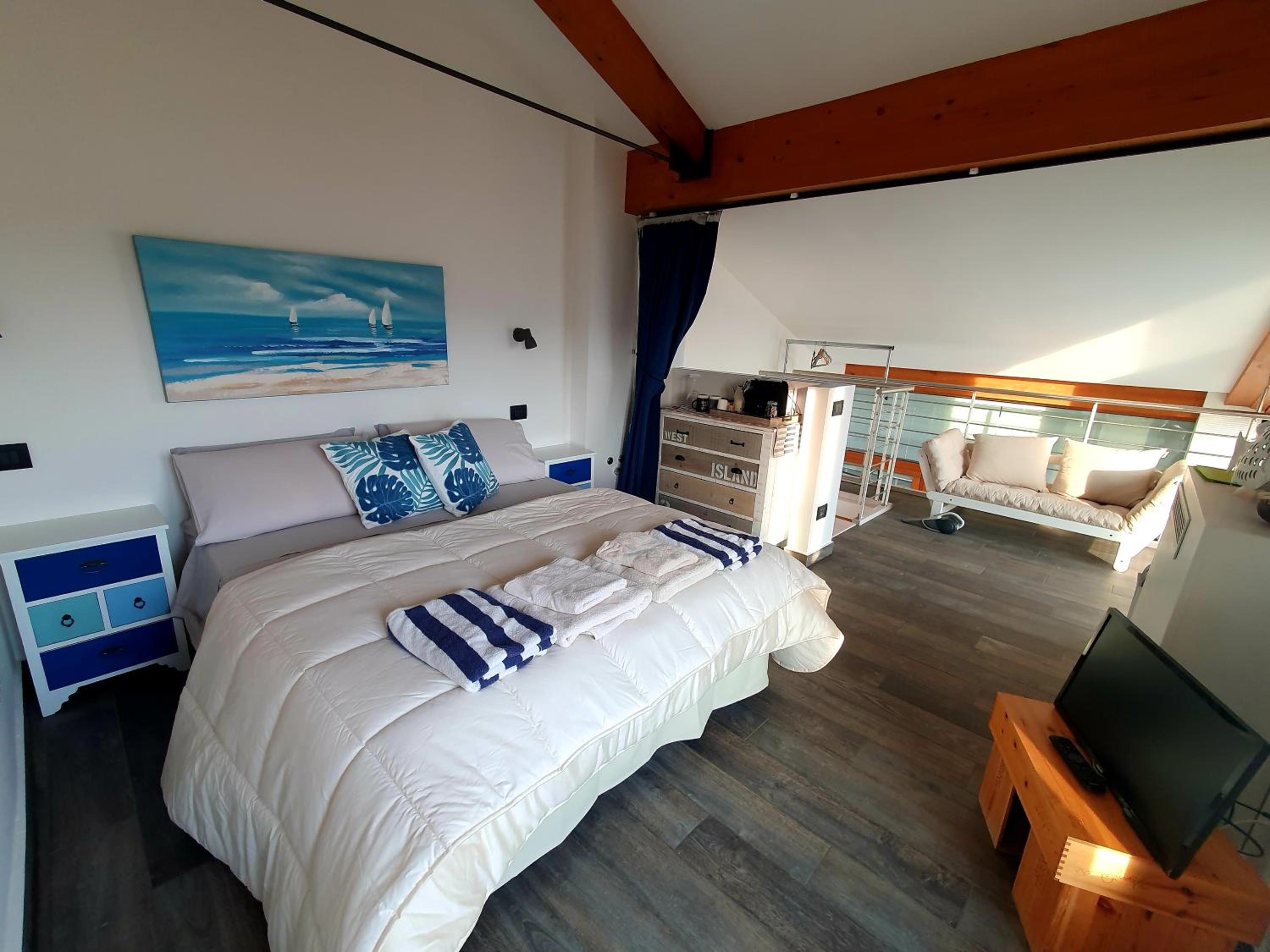 King Room with Lake View