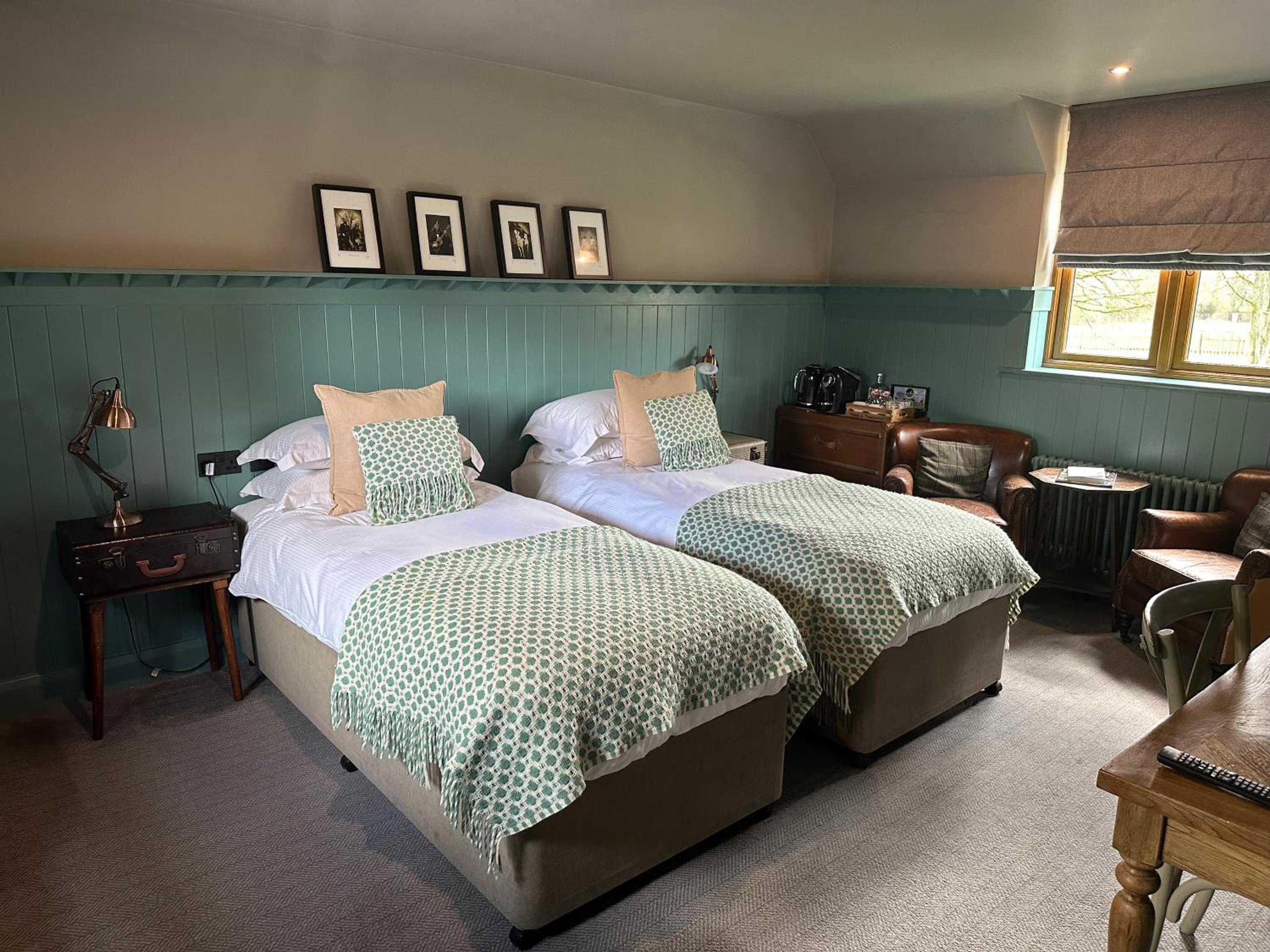 Standard Double or Twin Room photo 3
