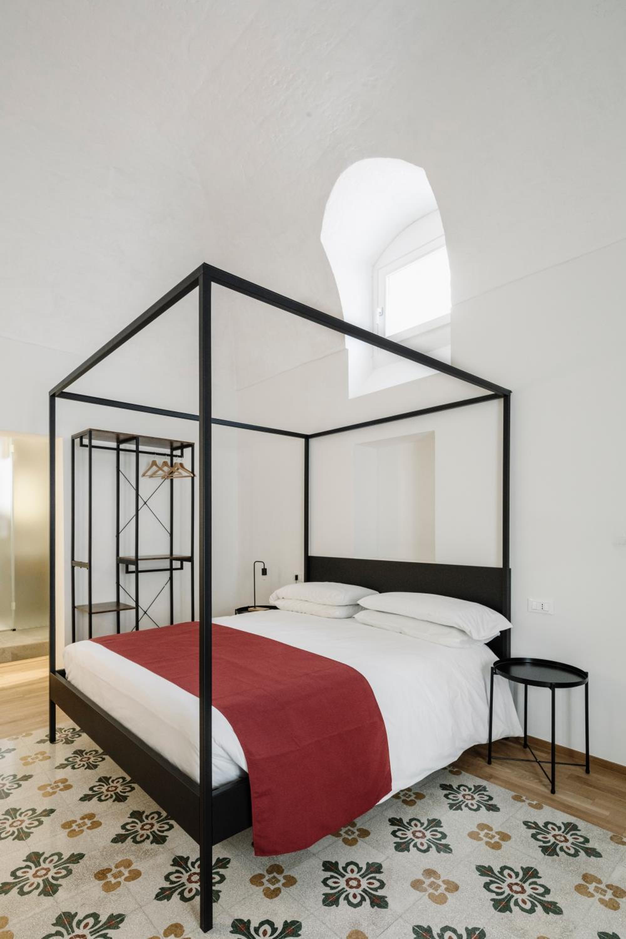 Deluxe King Room photo 1
