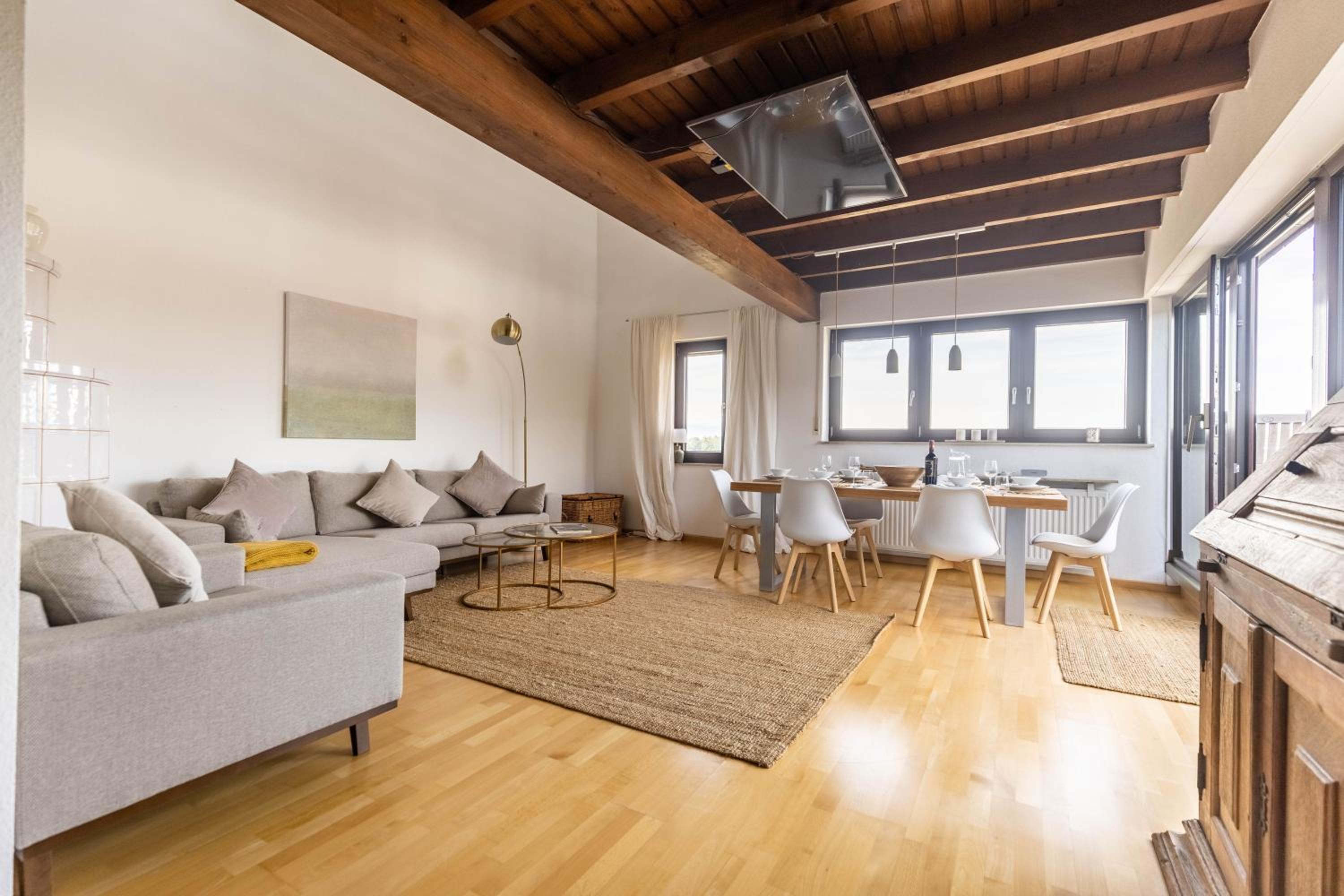 Three-Bedroom Apartment photo 1