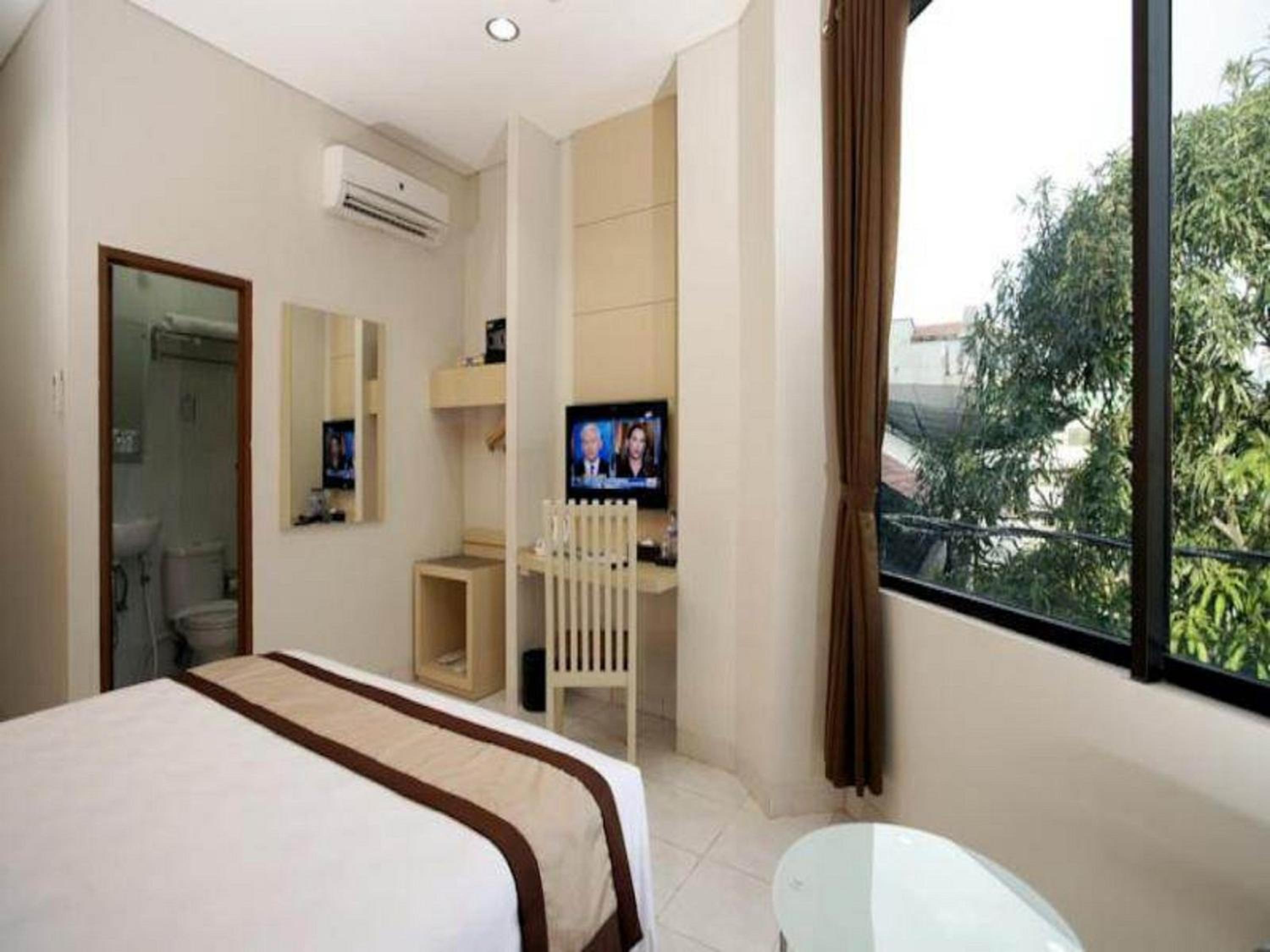 Deluxe Twin Room - Photo 1