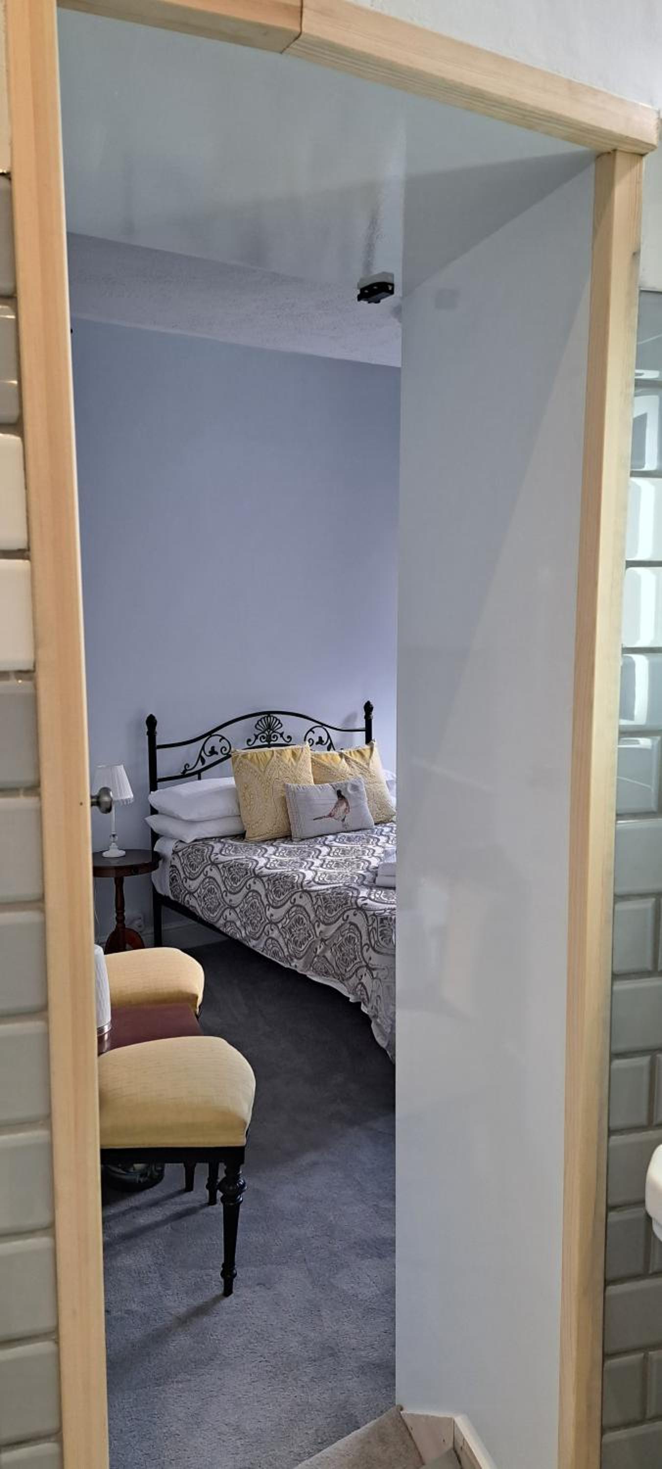 Double Room with Private Bathroom - Photo 1