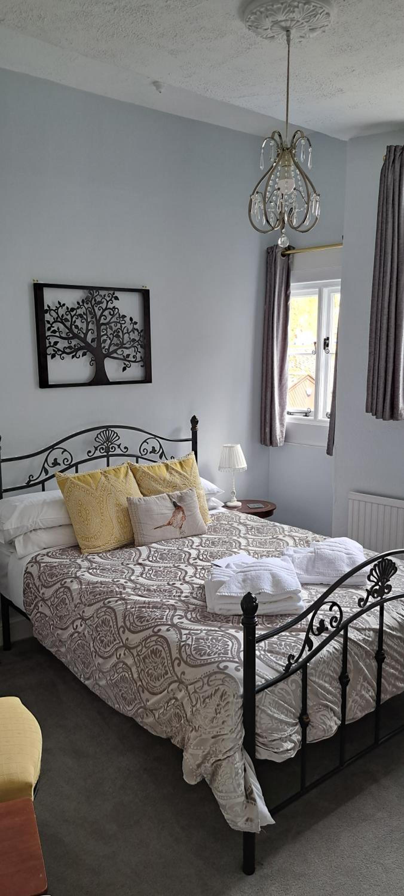 Double Room with Private Bathroom - Photo 5