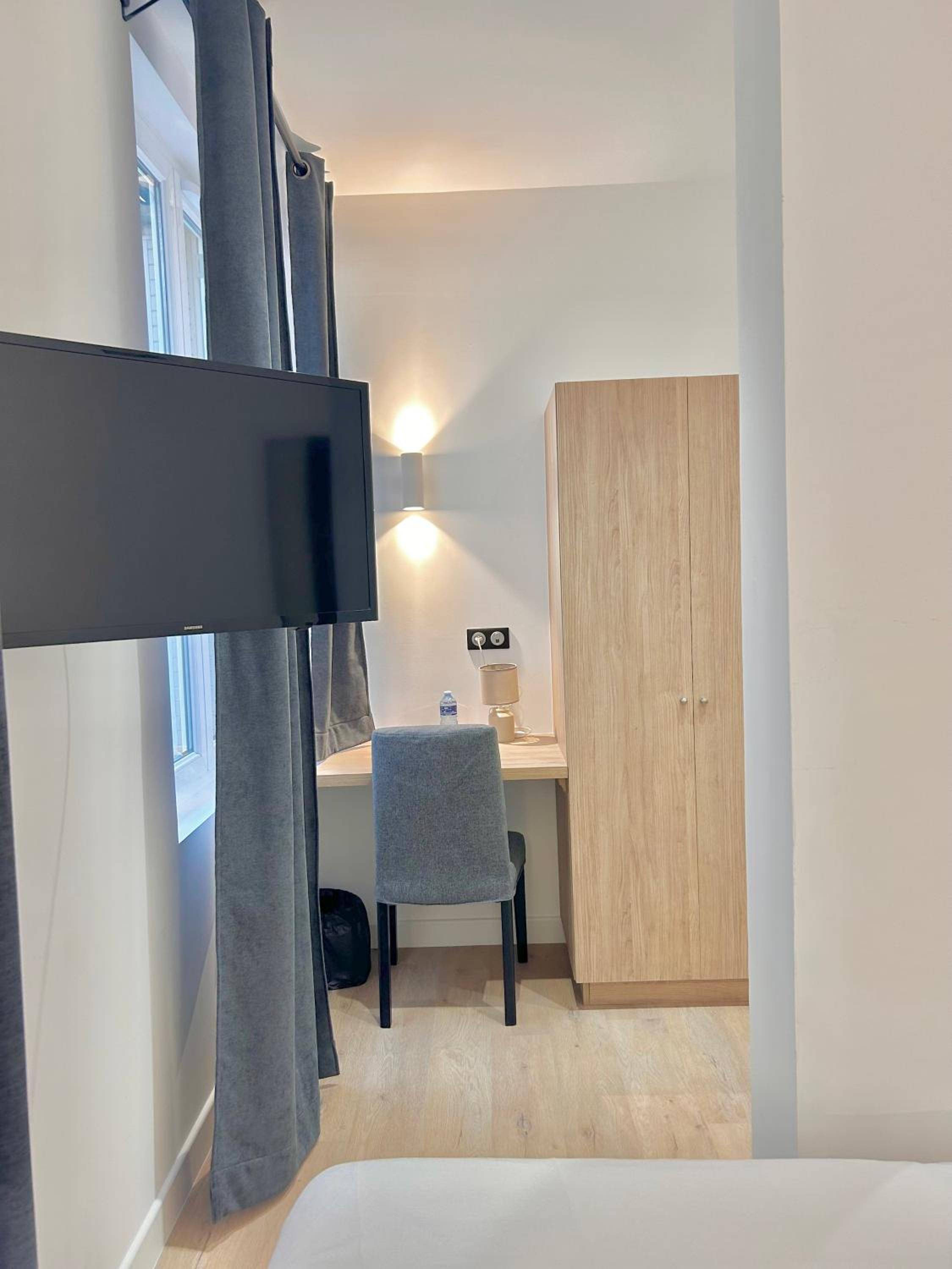 Double Room -  Reserved for Disability Access - Ground floor - Photo 2