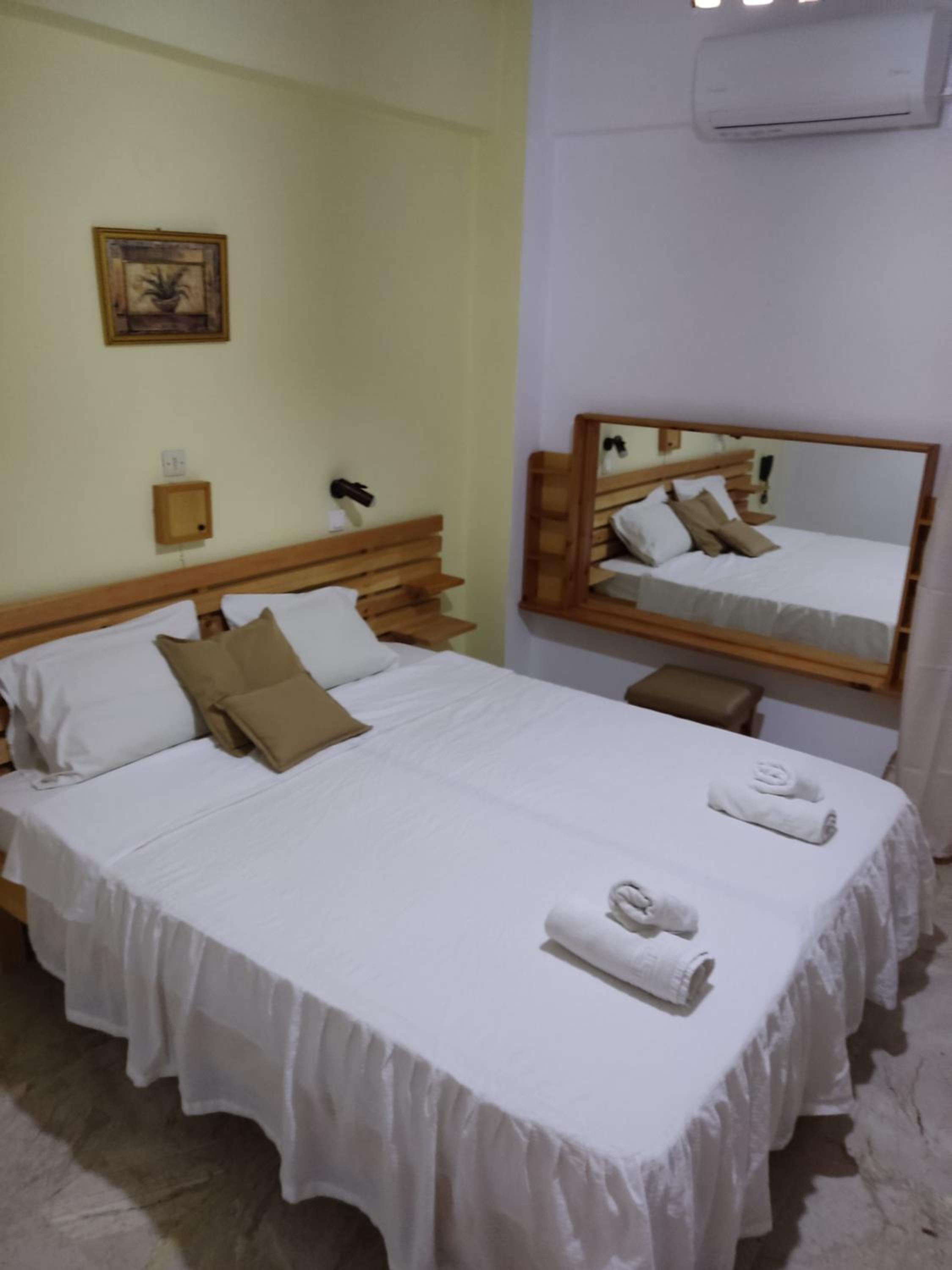 Double or Twin Room with Balcony - Photo 42