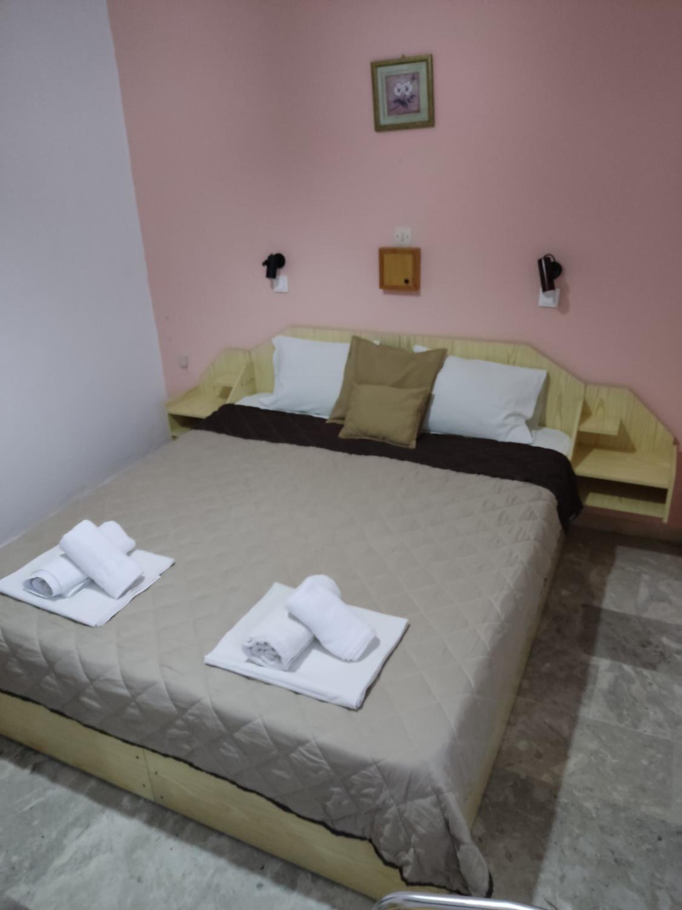 Double or Twin Room with Balcony - Photo 43