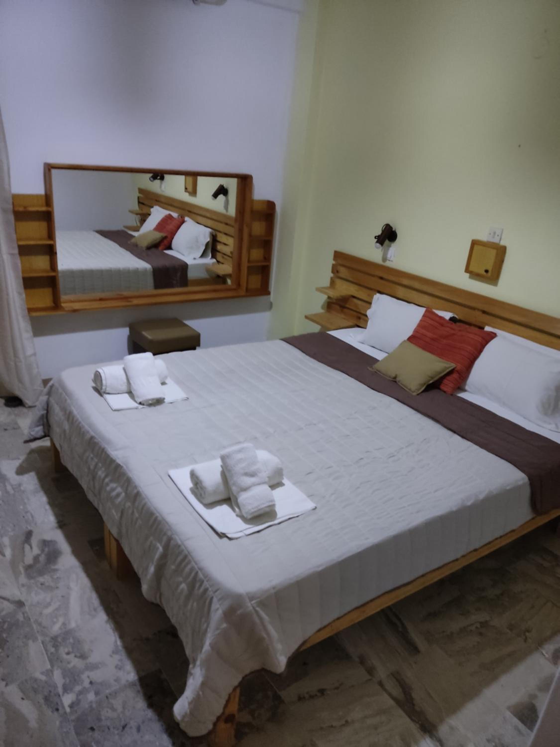 Double or Twin Room with Balcony - Photo 46