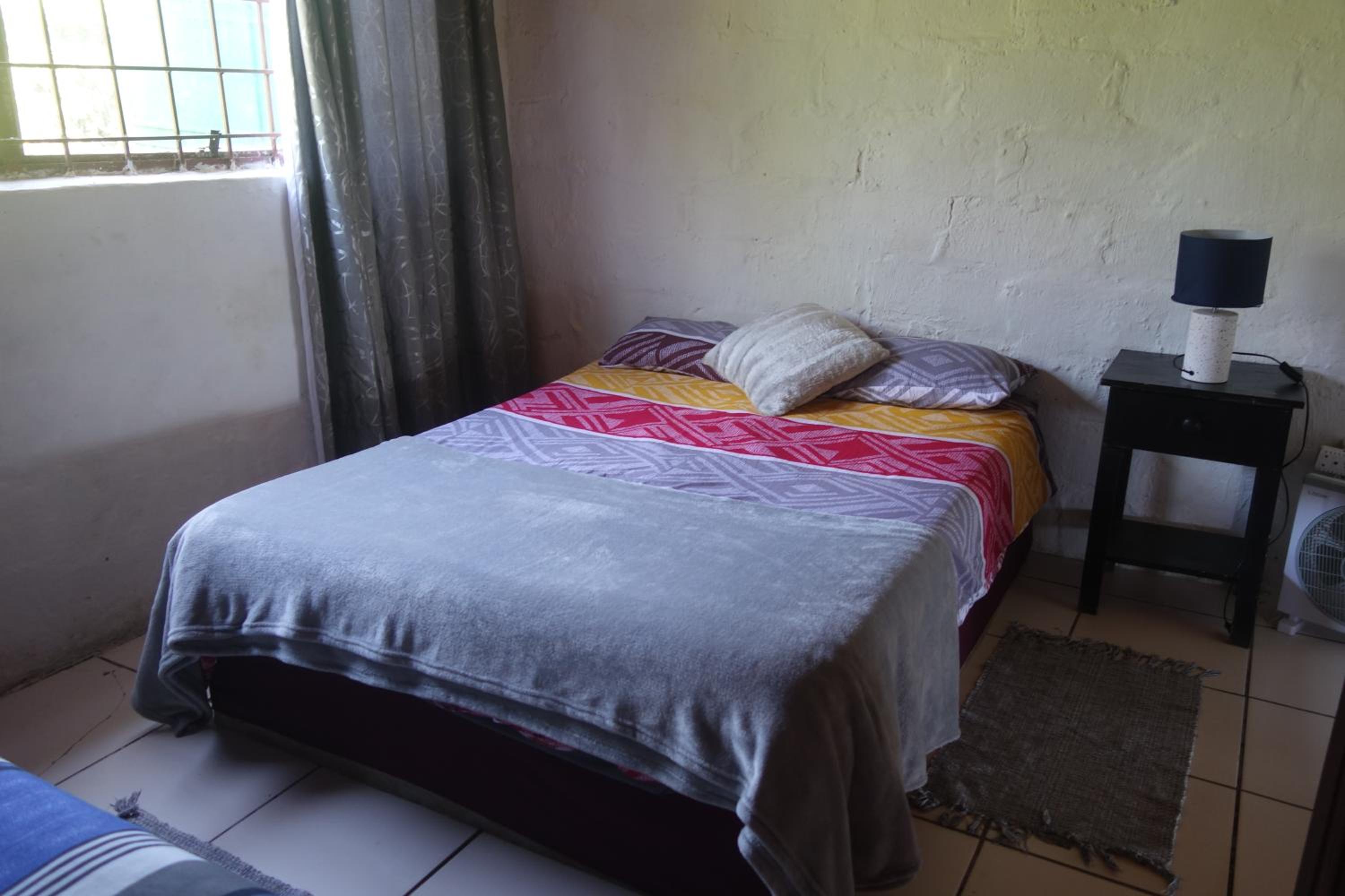 Double Room with Shared Bathroom photo 1