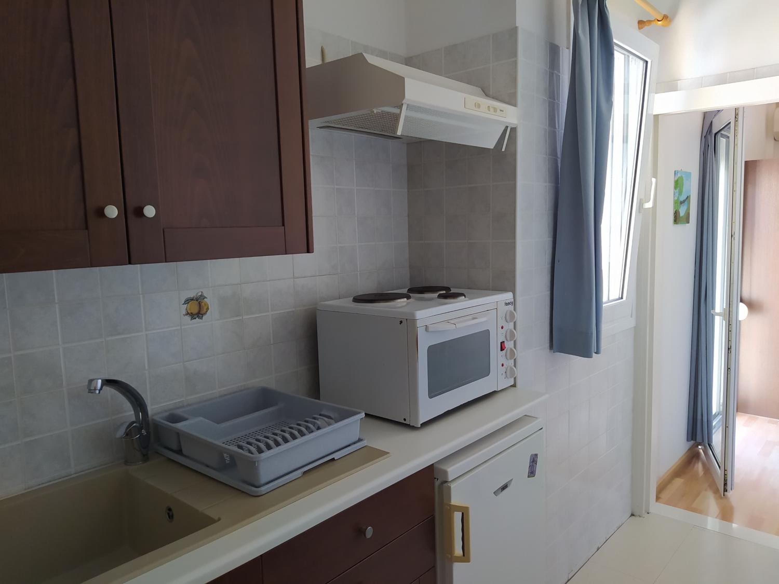 One-Bedroom Apartment - Photo 6