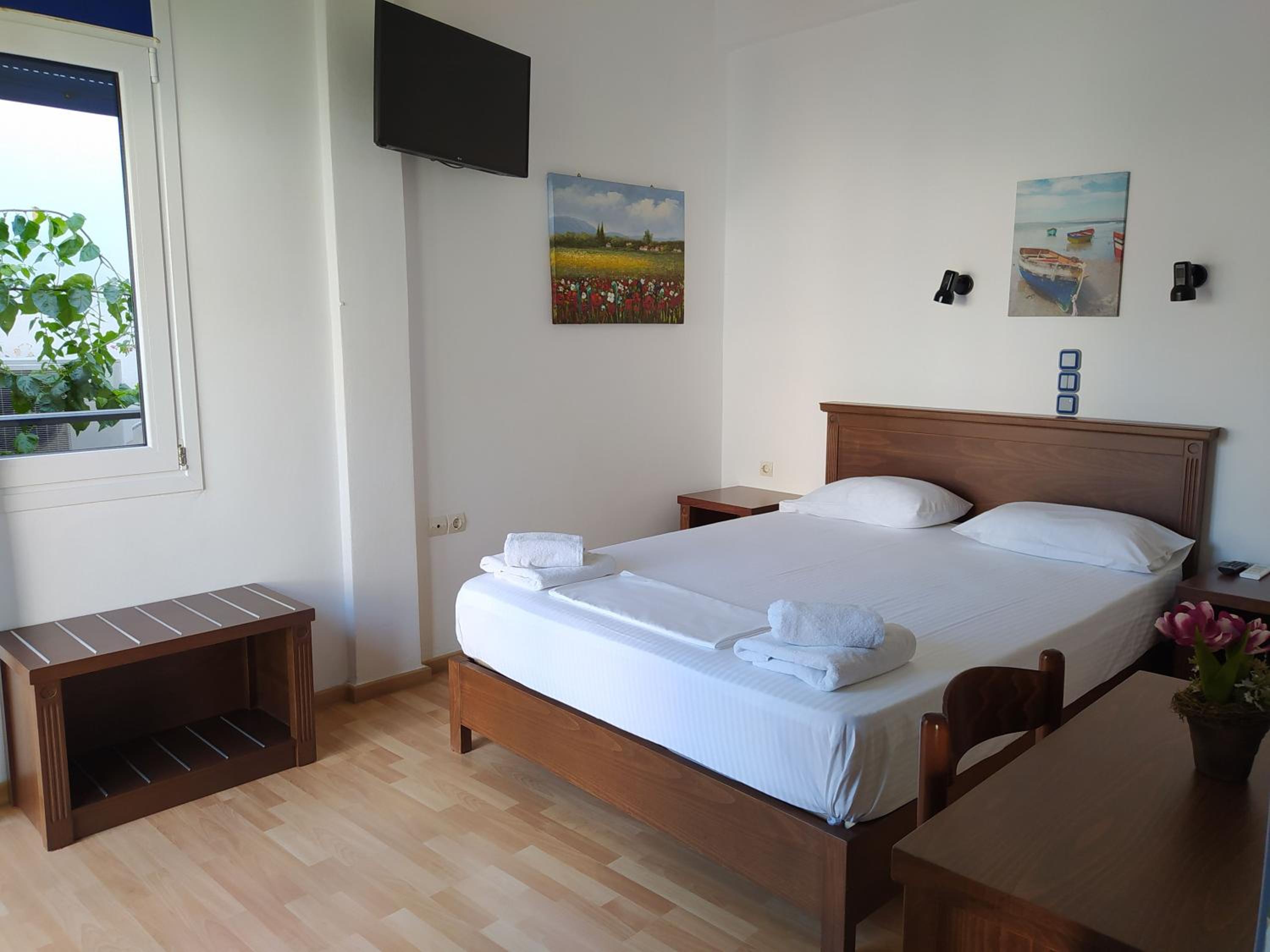 One-Bedroom Apartment - Photo 21