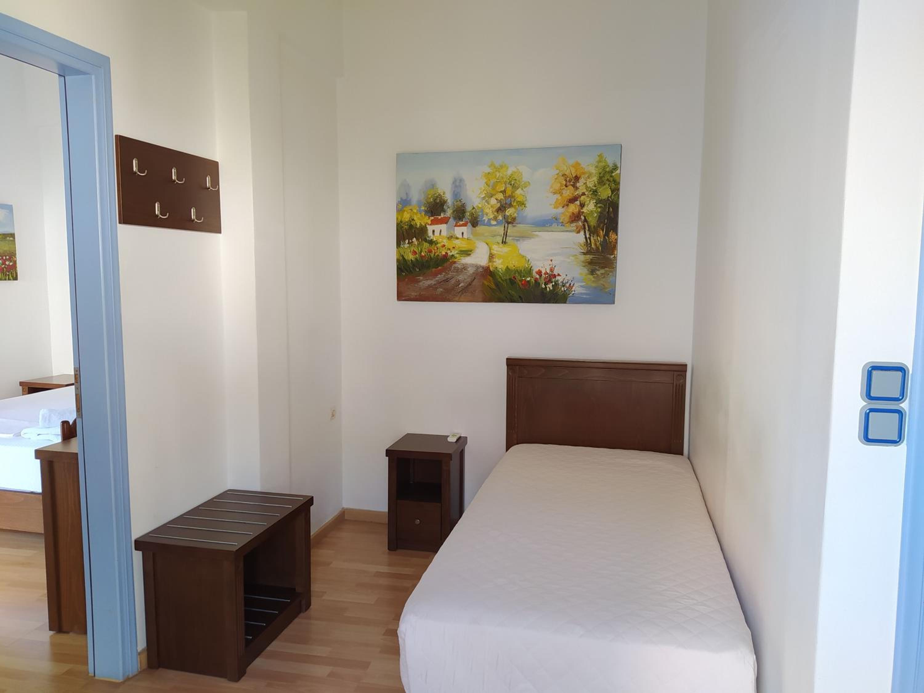 One-Bedroom Apartment - Photo 20