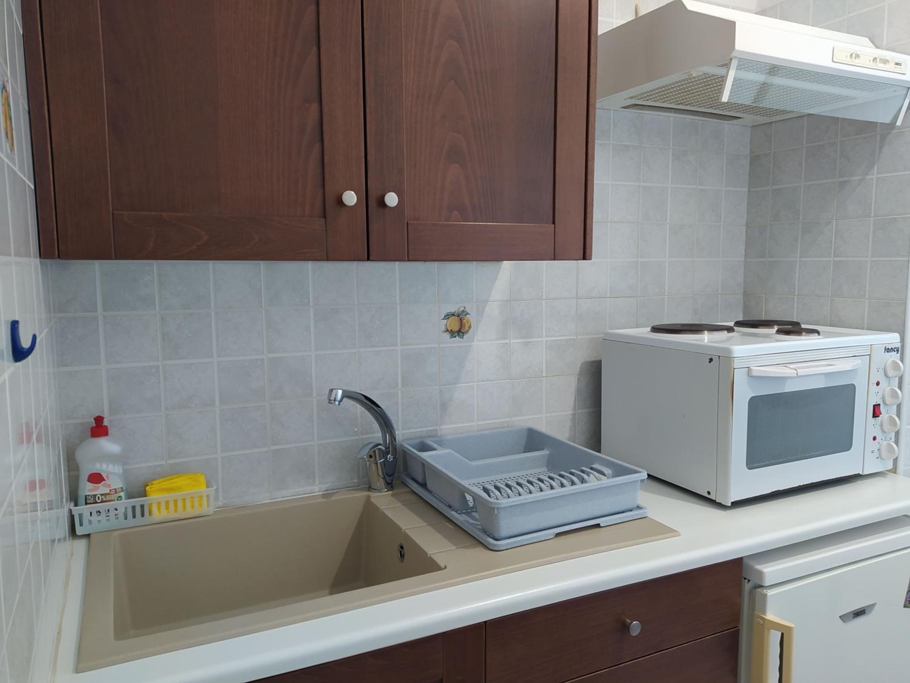 One-Bedroom Apartment - Photo 7
