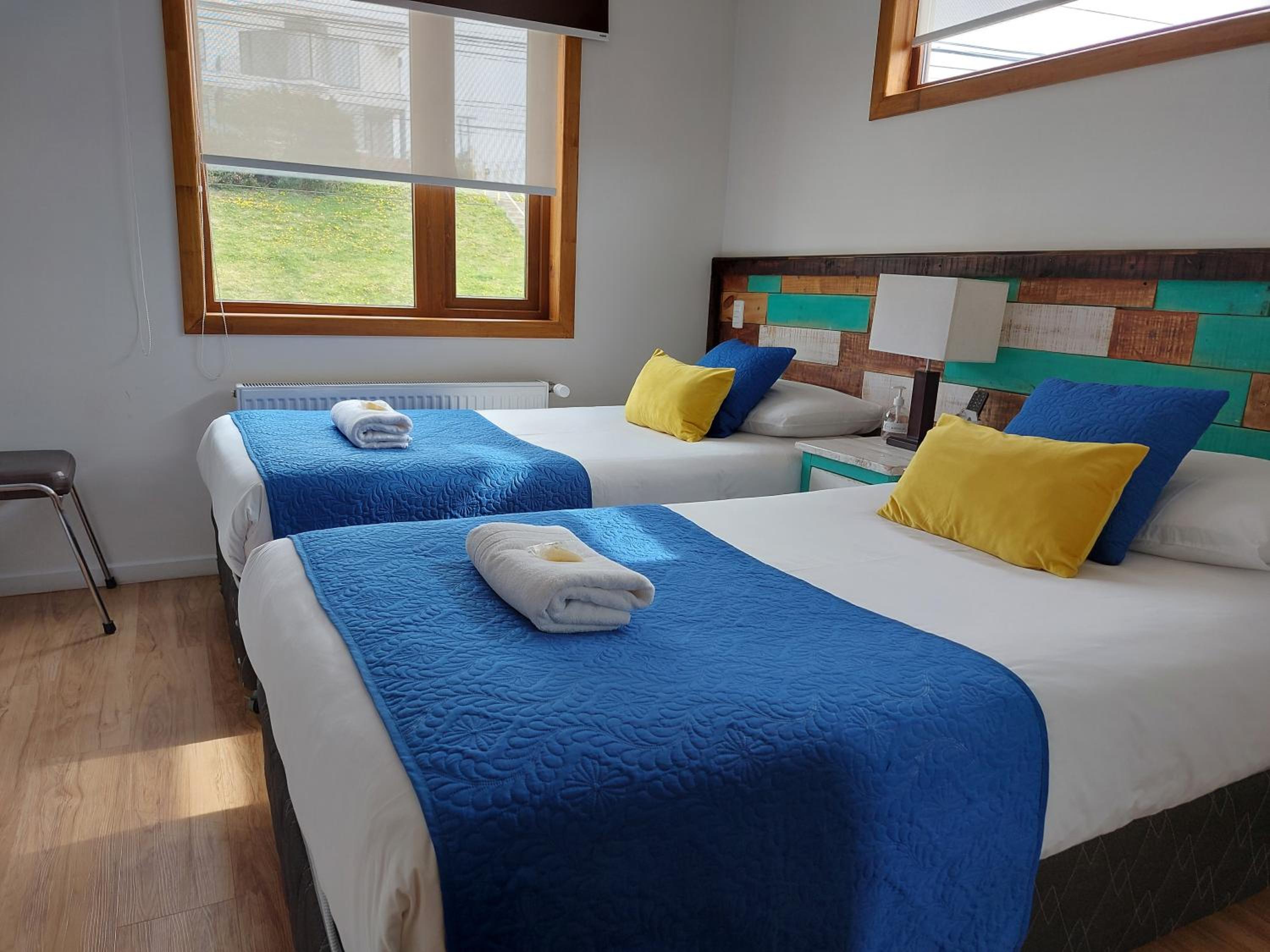 Double or Twin Room with Private Bathroom photo 2
