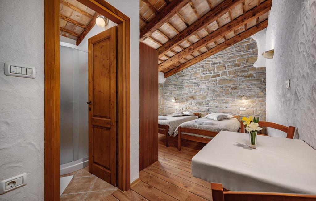 Twin Room With Mountain View