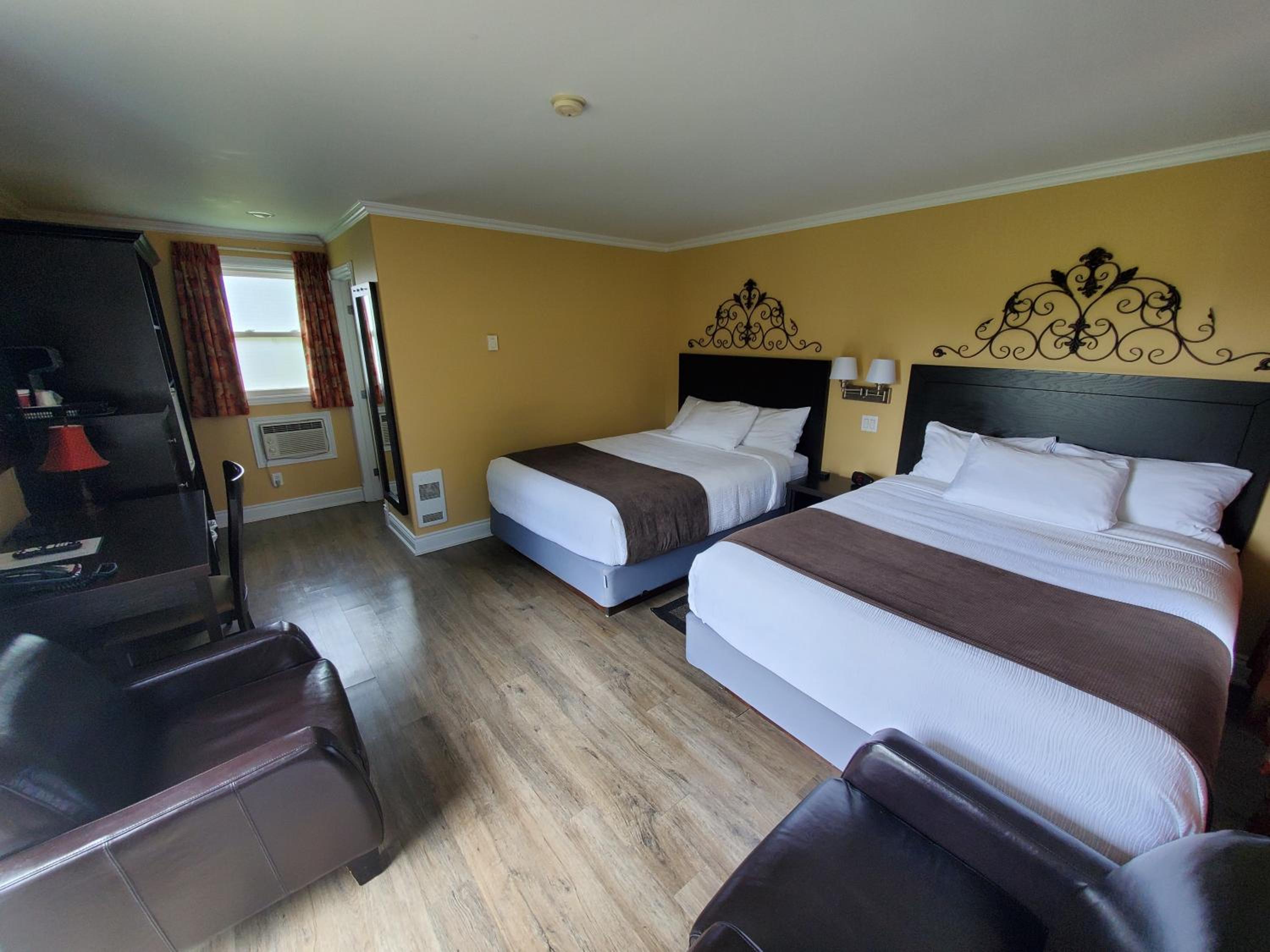 Deluxe Double Room photo 2