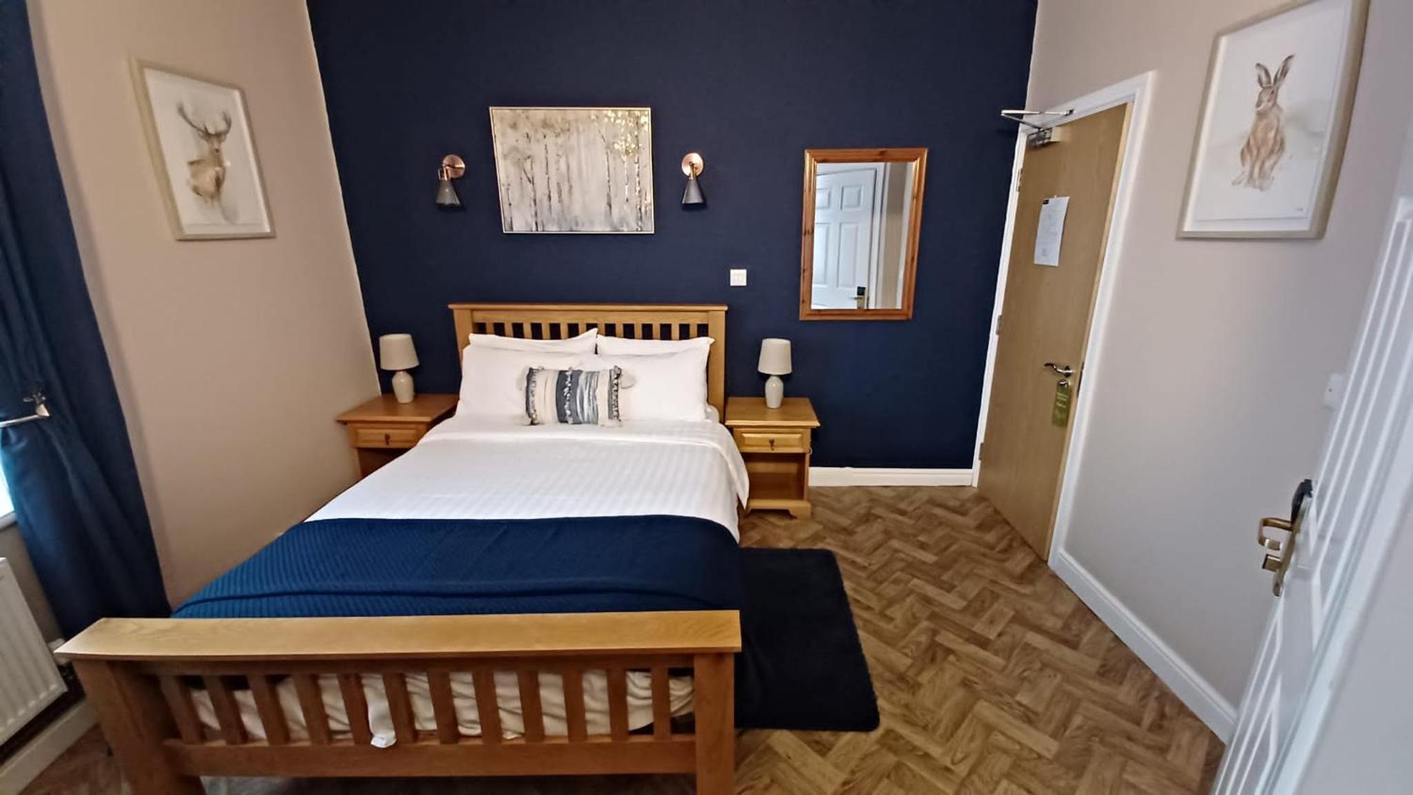 Budget Double Room photo 2