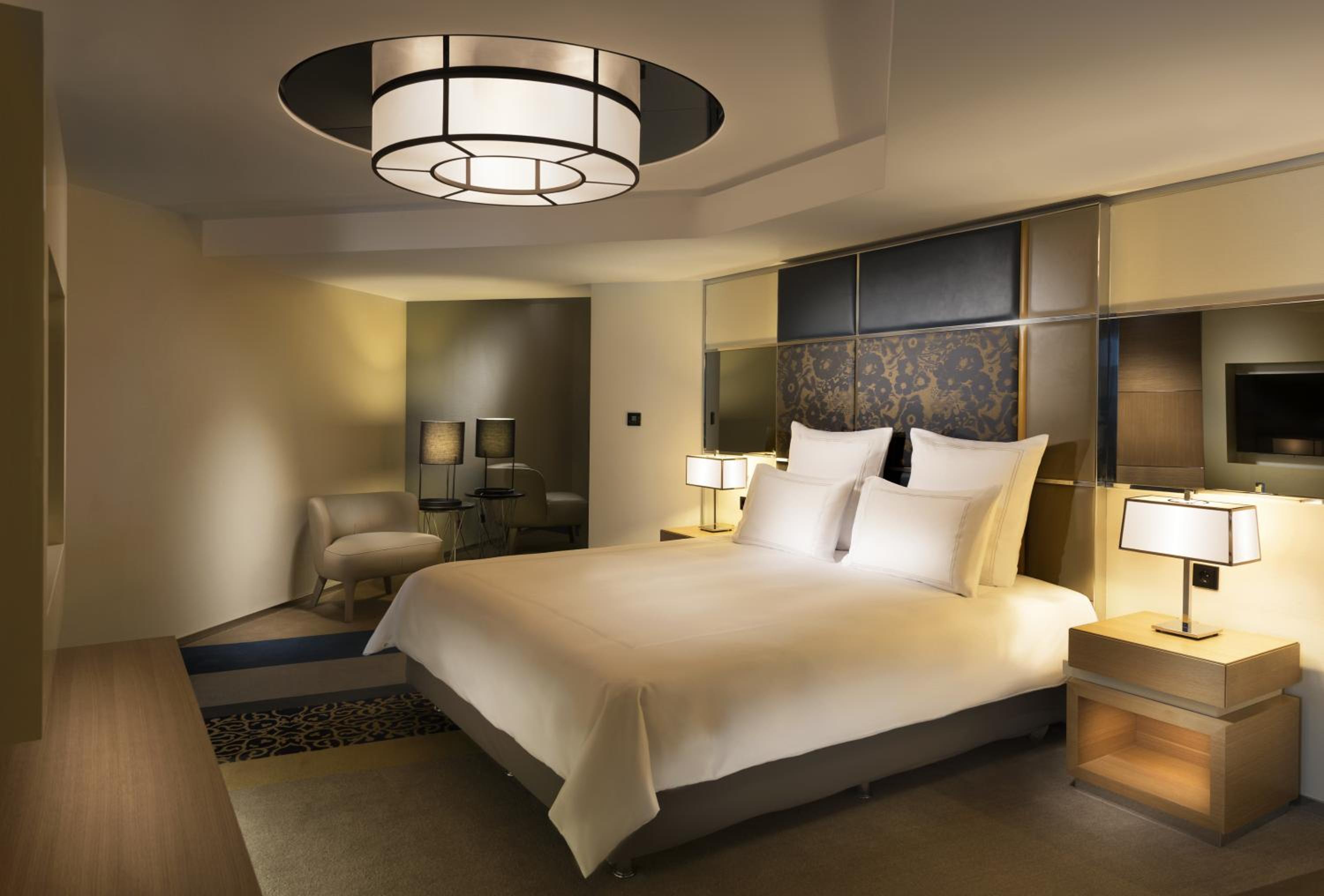 Deluxe Suite Garden View