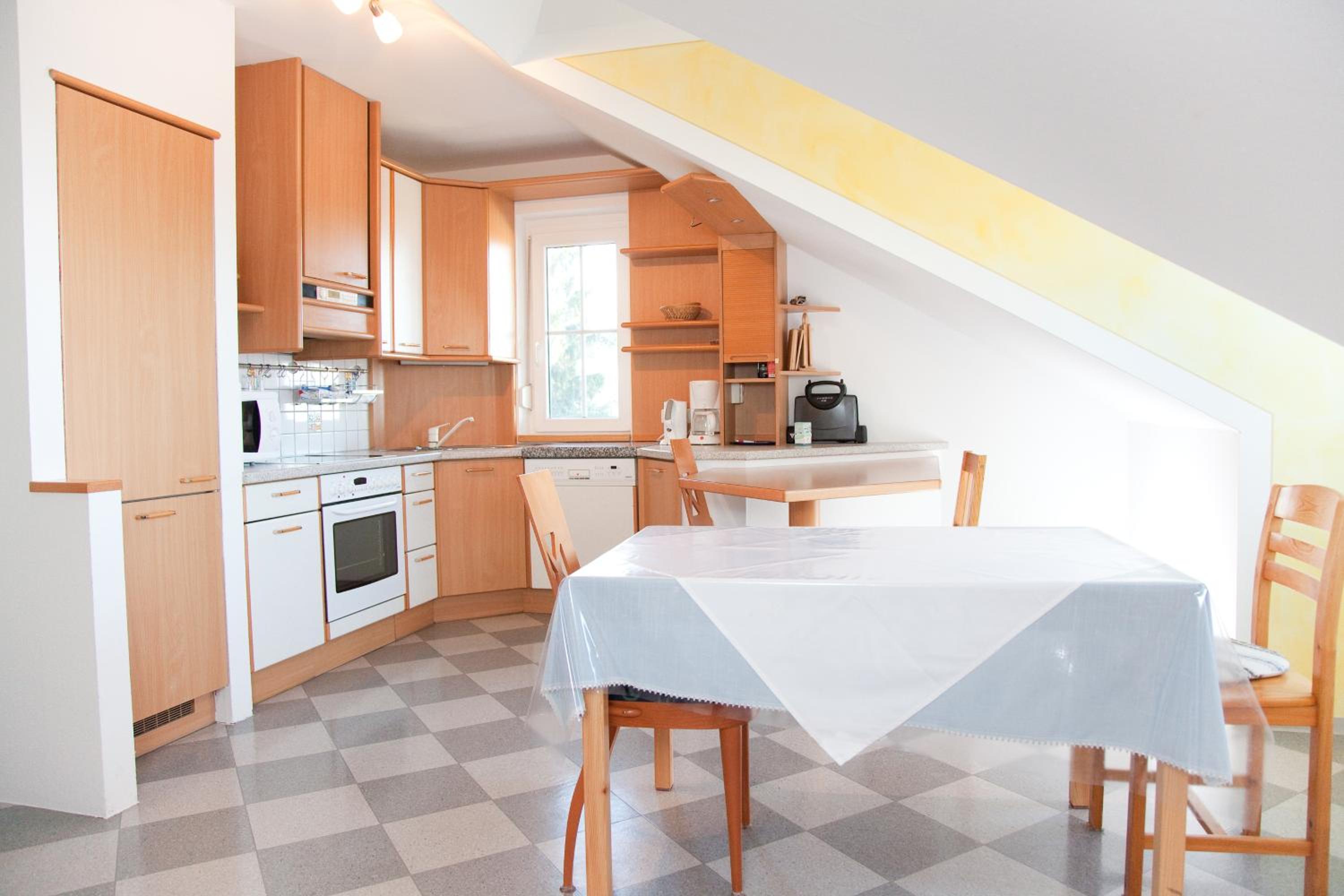 Two-Bedroom Apartment with Balcony photo 2