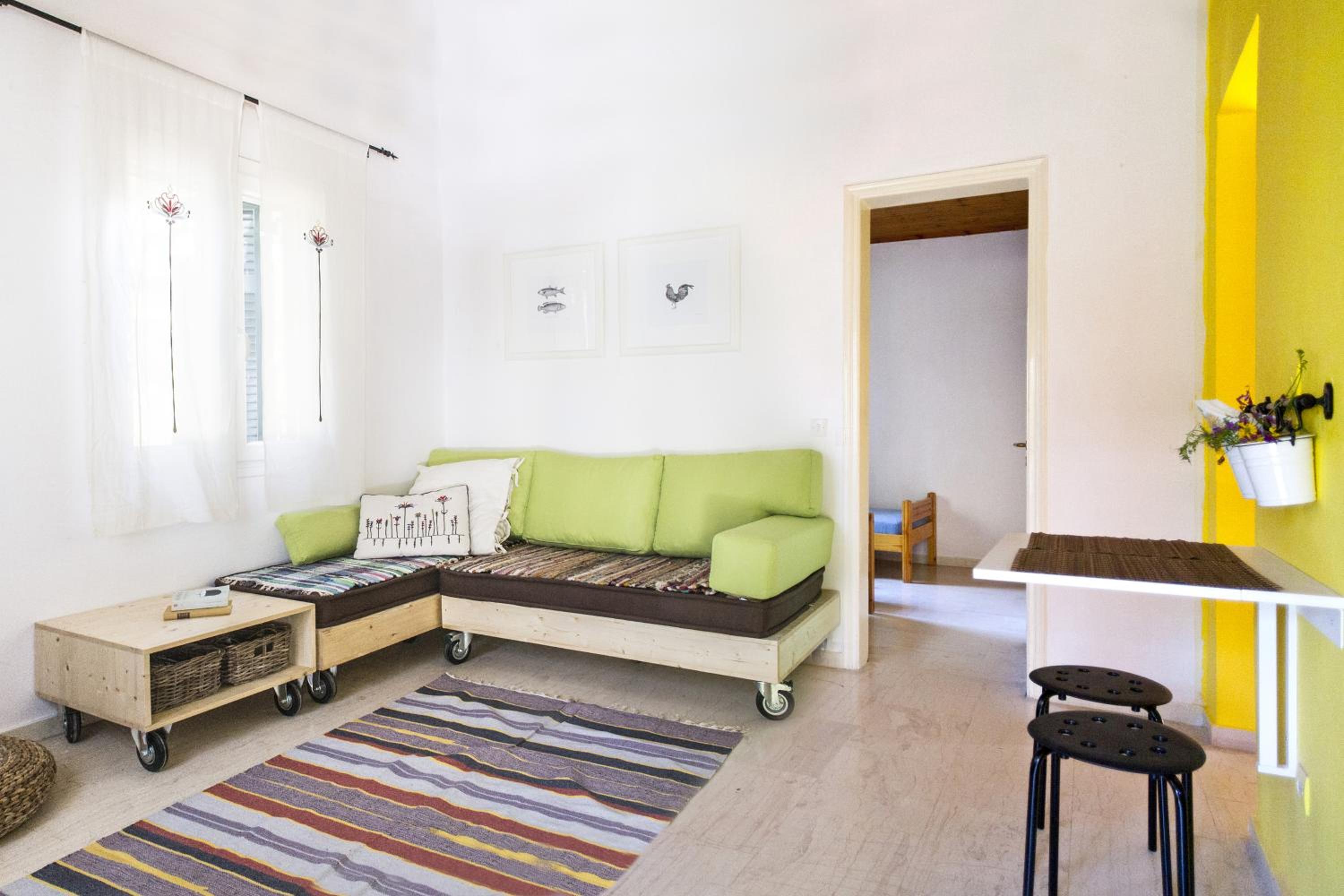 Two-Bedroom House photo 3