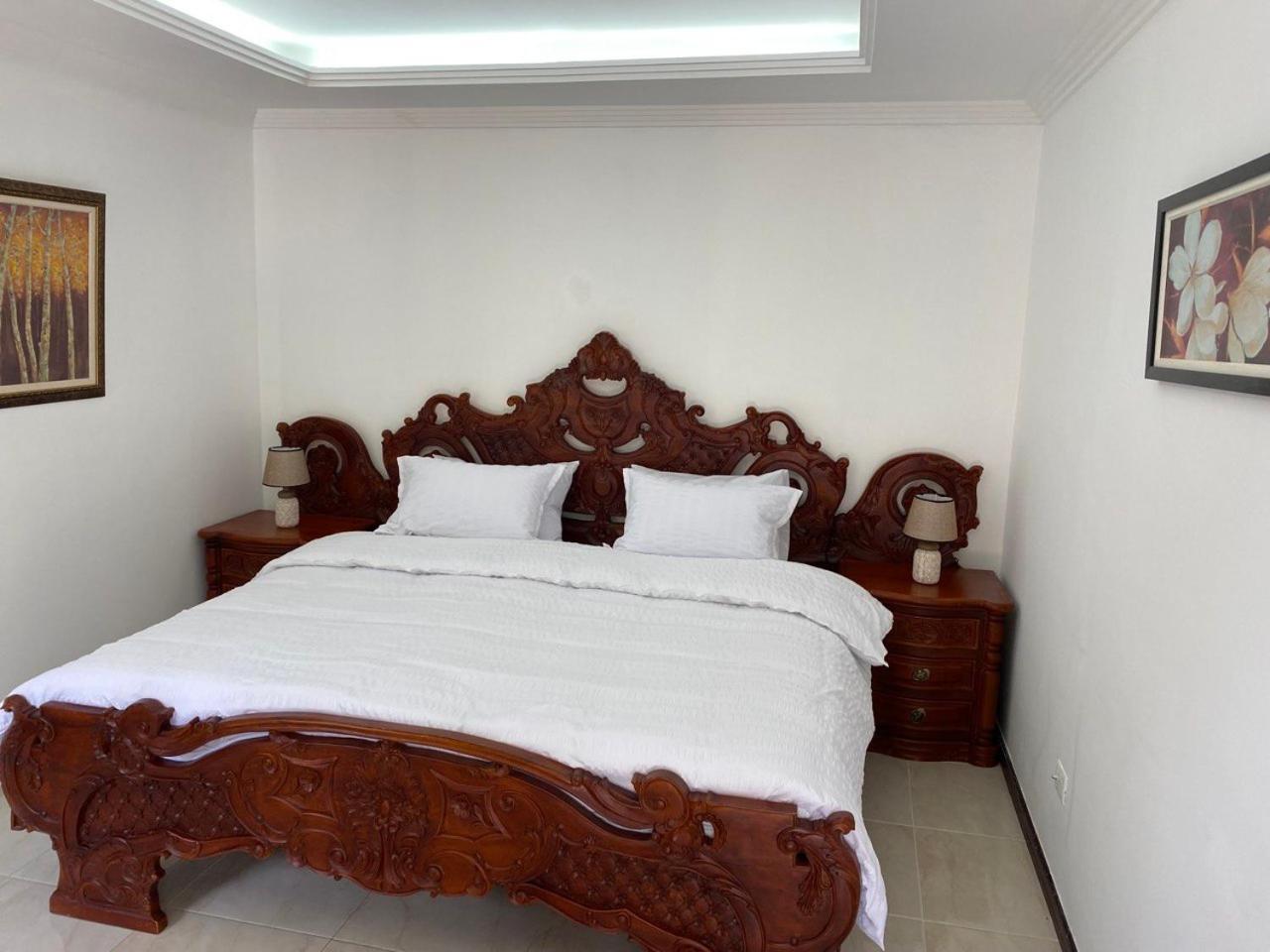 Deluxe King Room photo 1