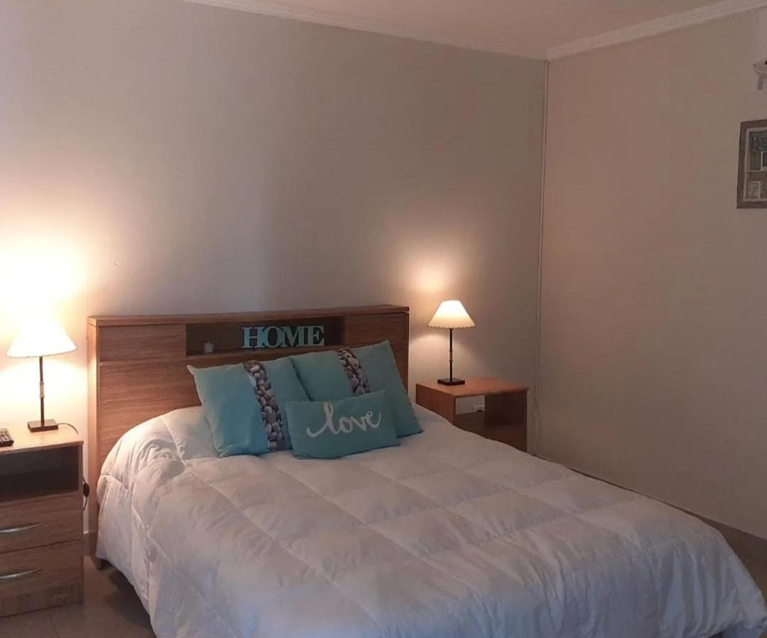 One-Bedroom House photo 1