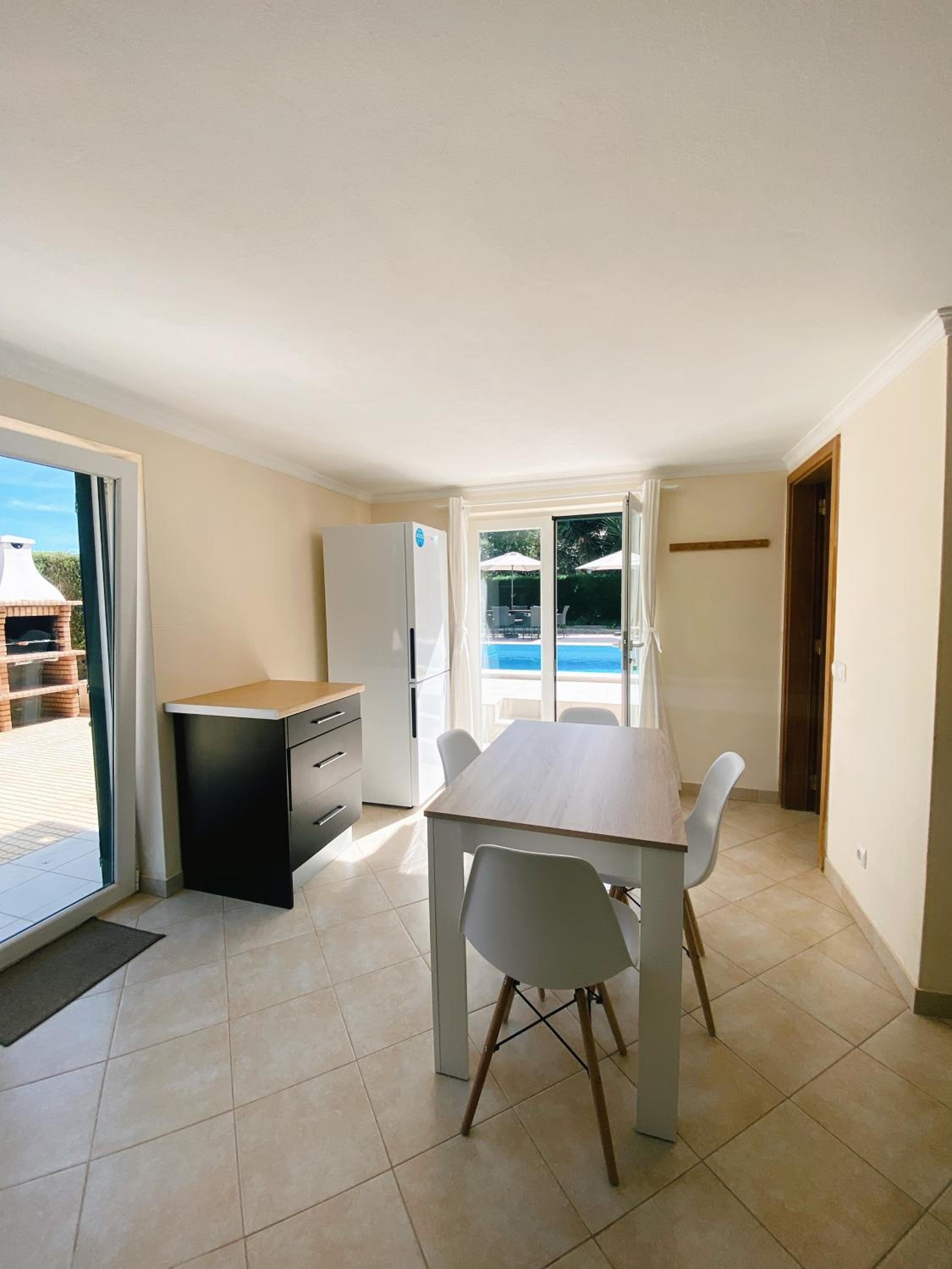 Villa photo 2