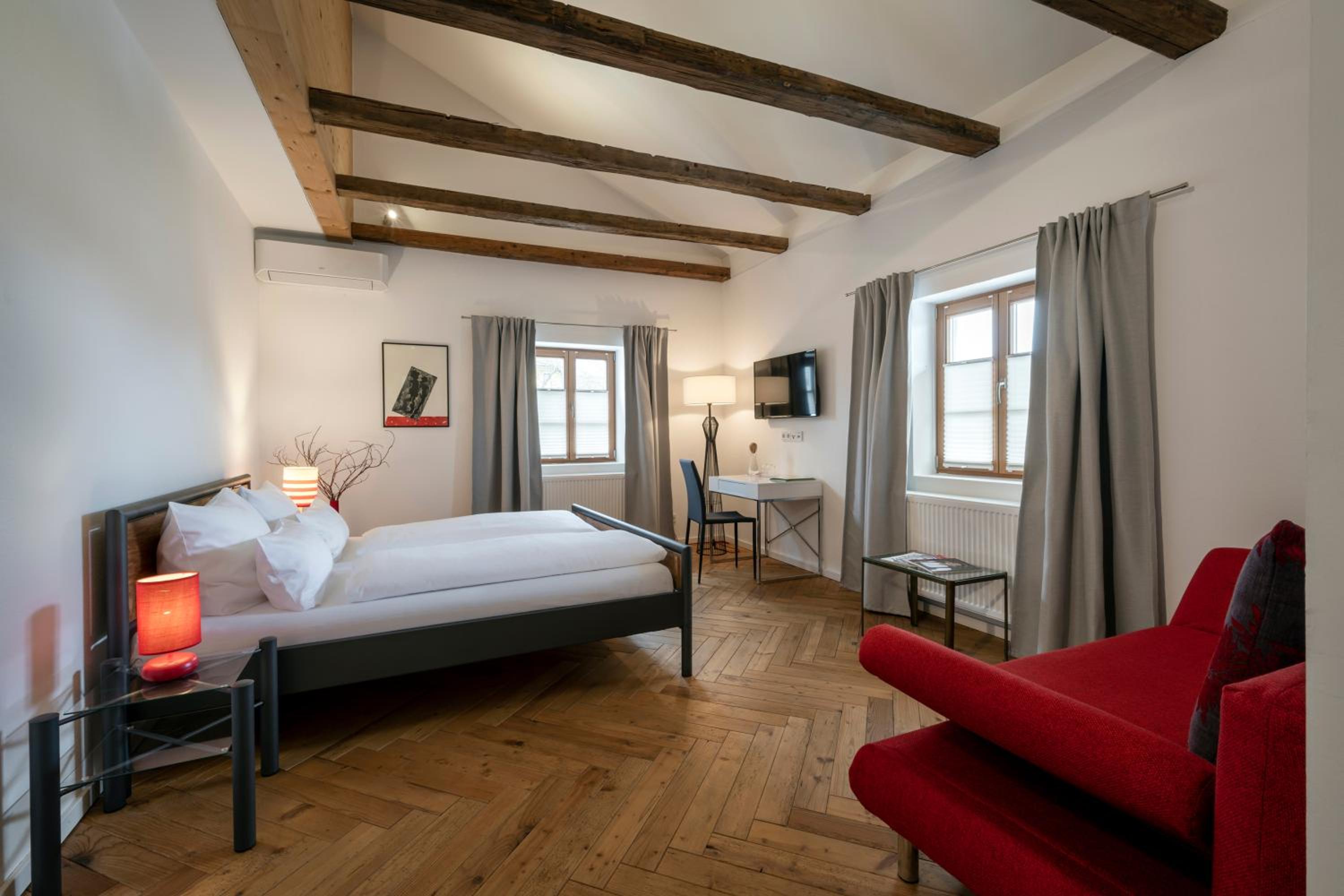 Double Room with Extra Bed photo 1