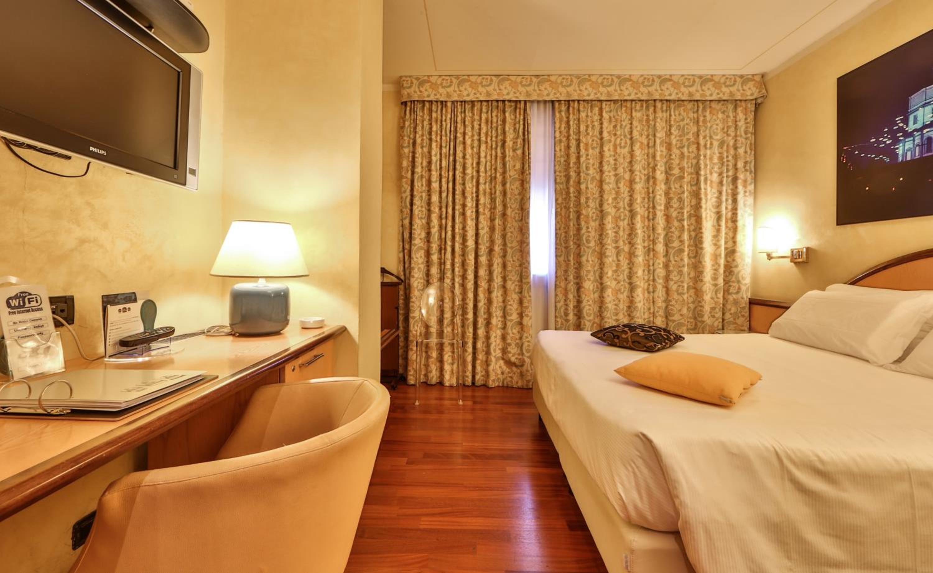 Classic Double Room - Photo 7