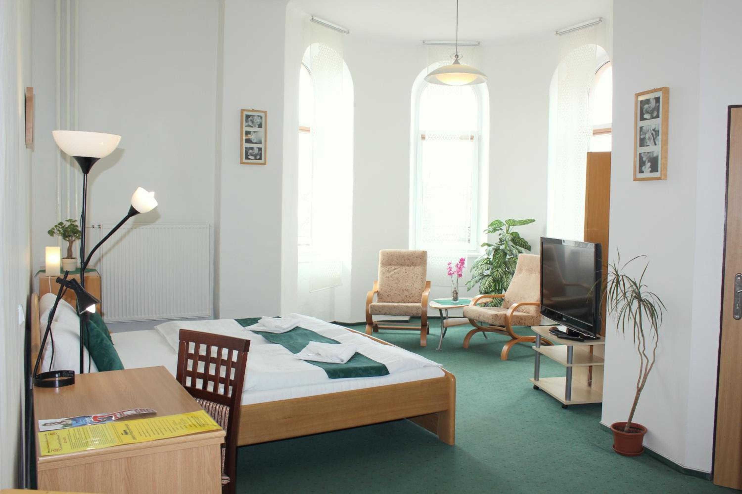 Apartment - Photo 11