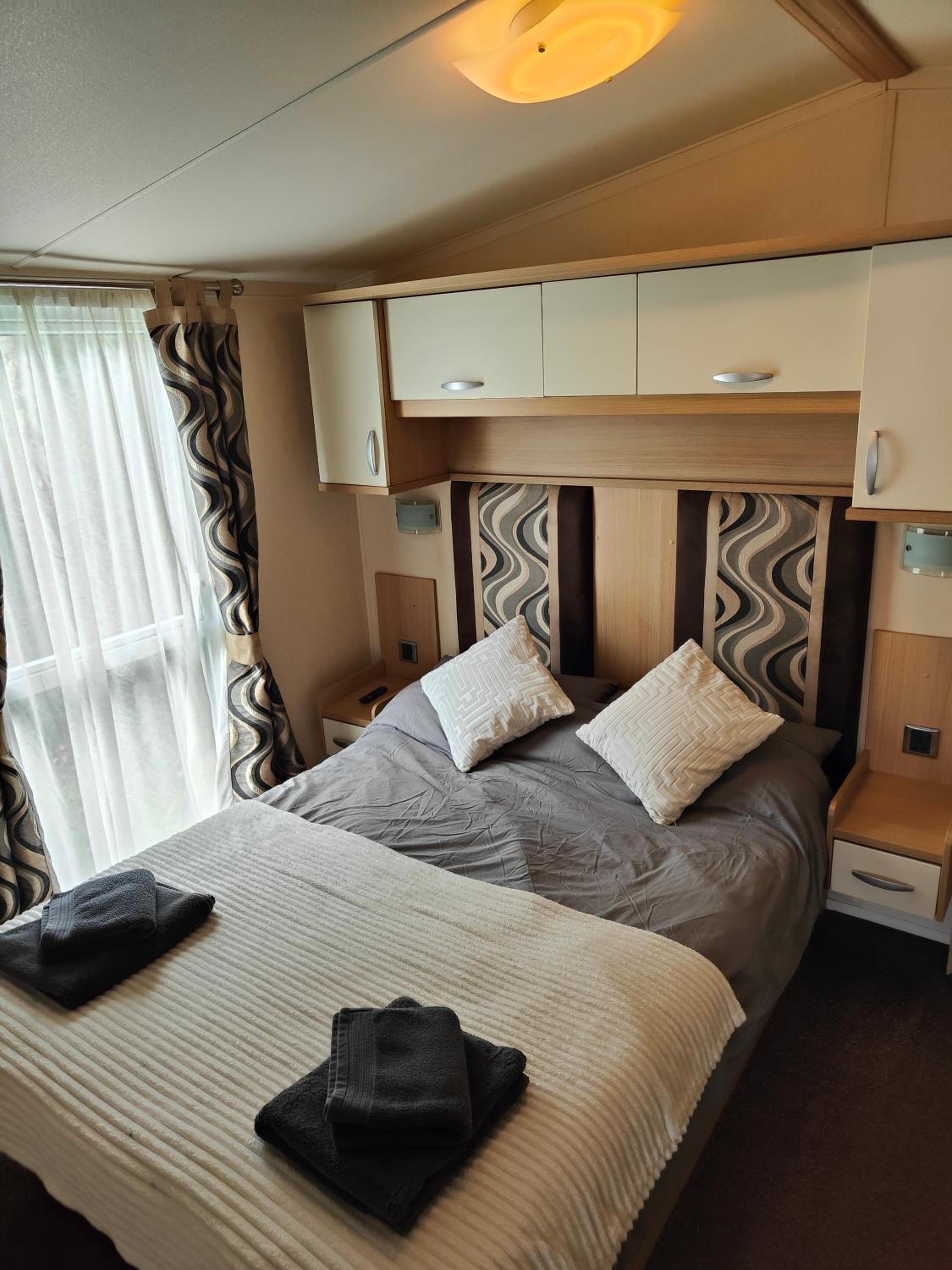 Mobile Home photo 2