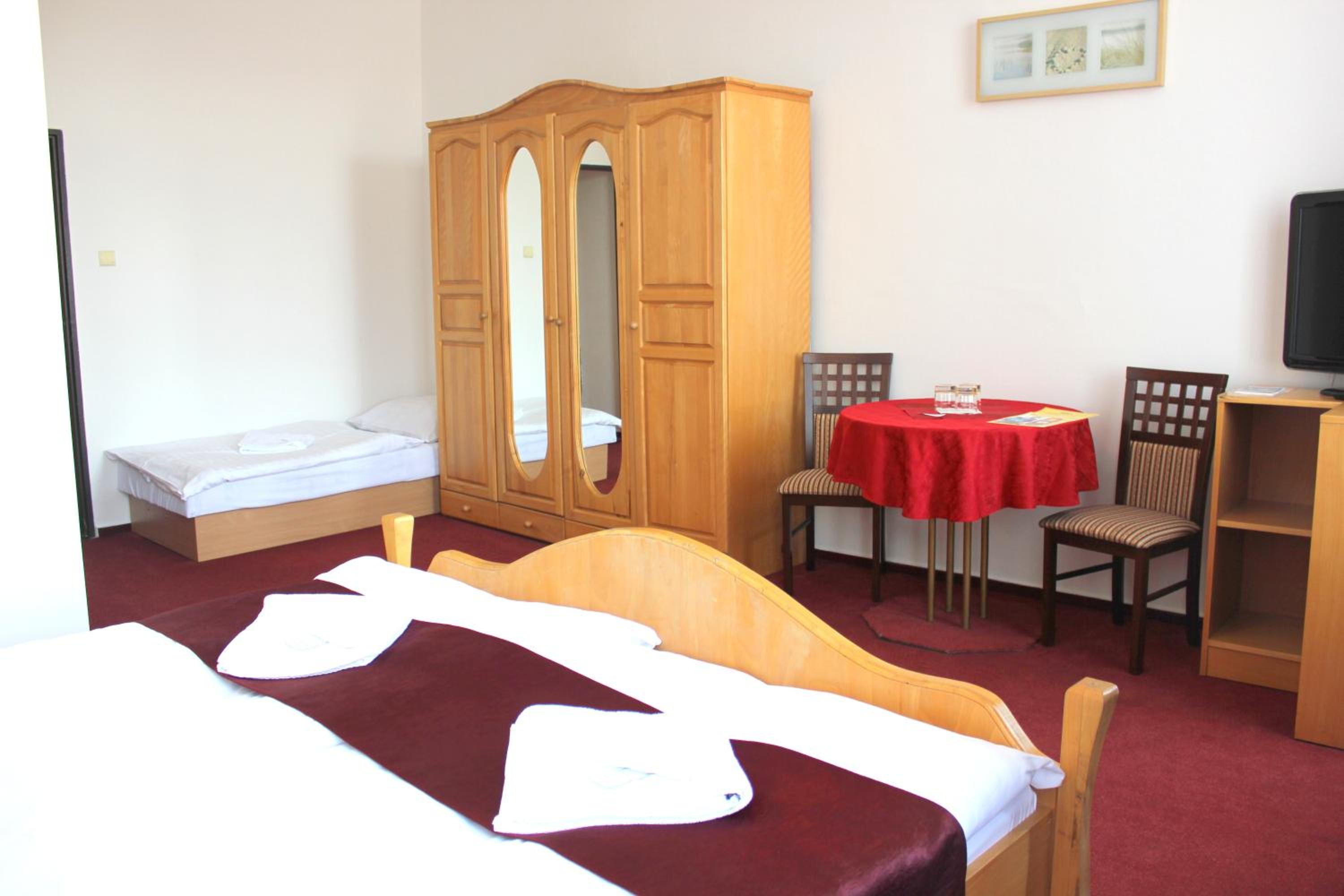 Triple Room - Photo 4