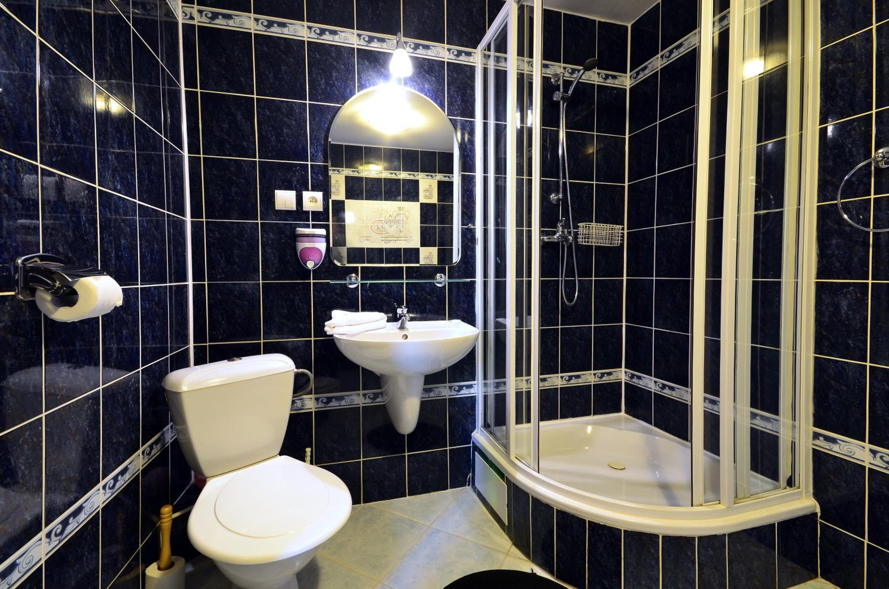 Double Room - Photo 4
