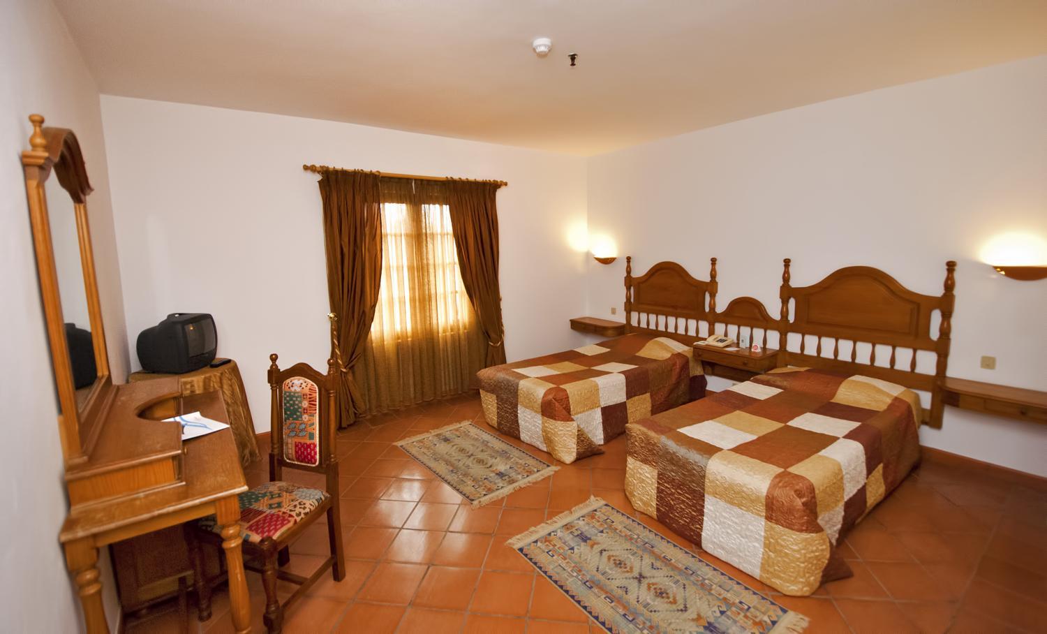 Twin Room - Photo 1