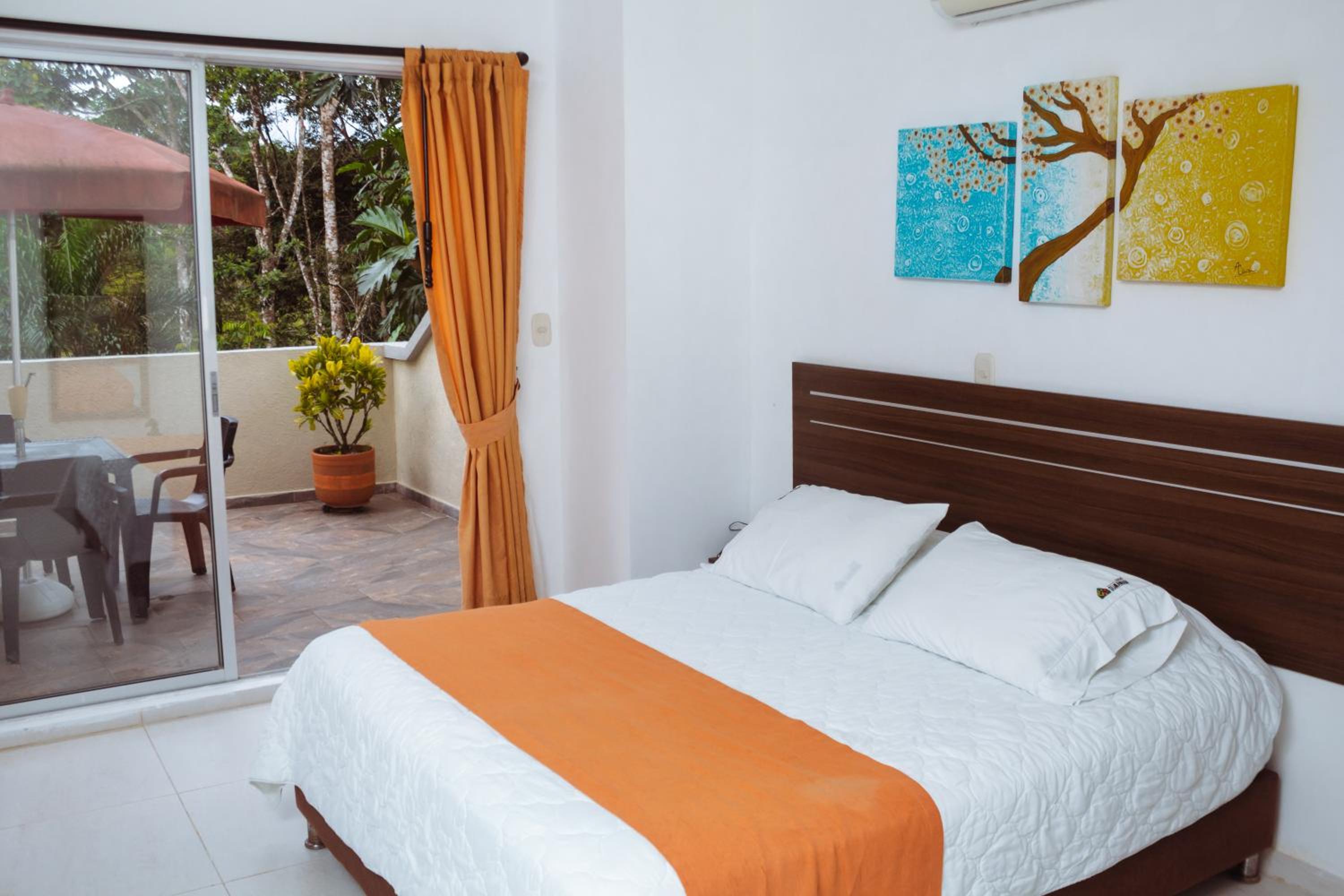 Double Room with Balcony photo 2