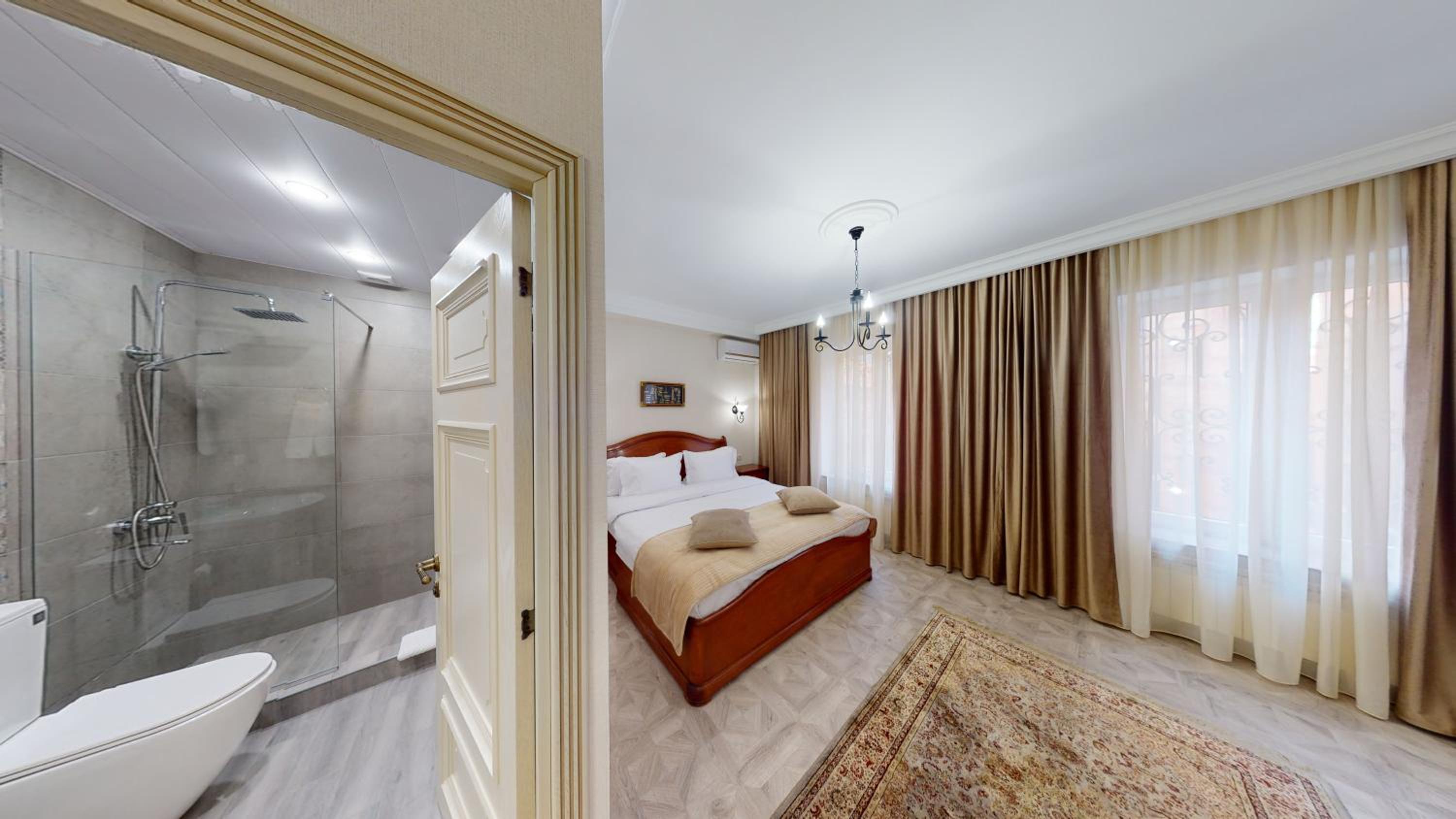 King Suite