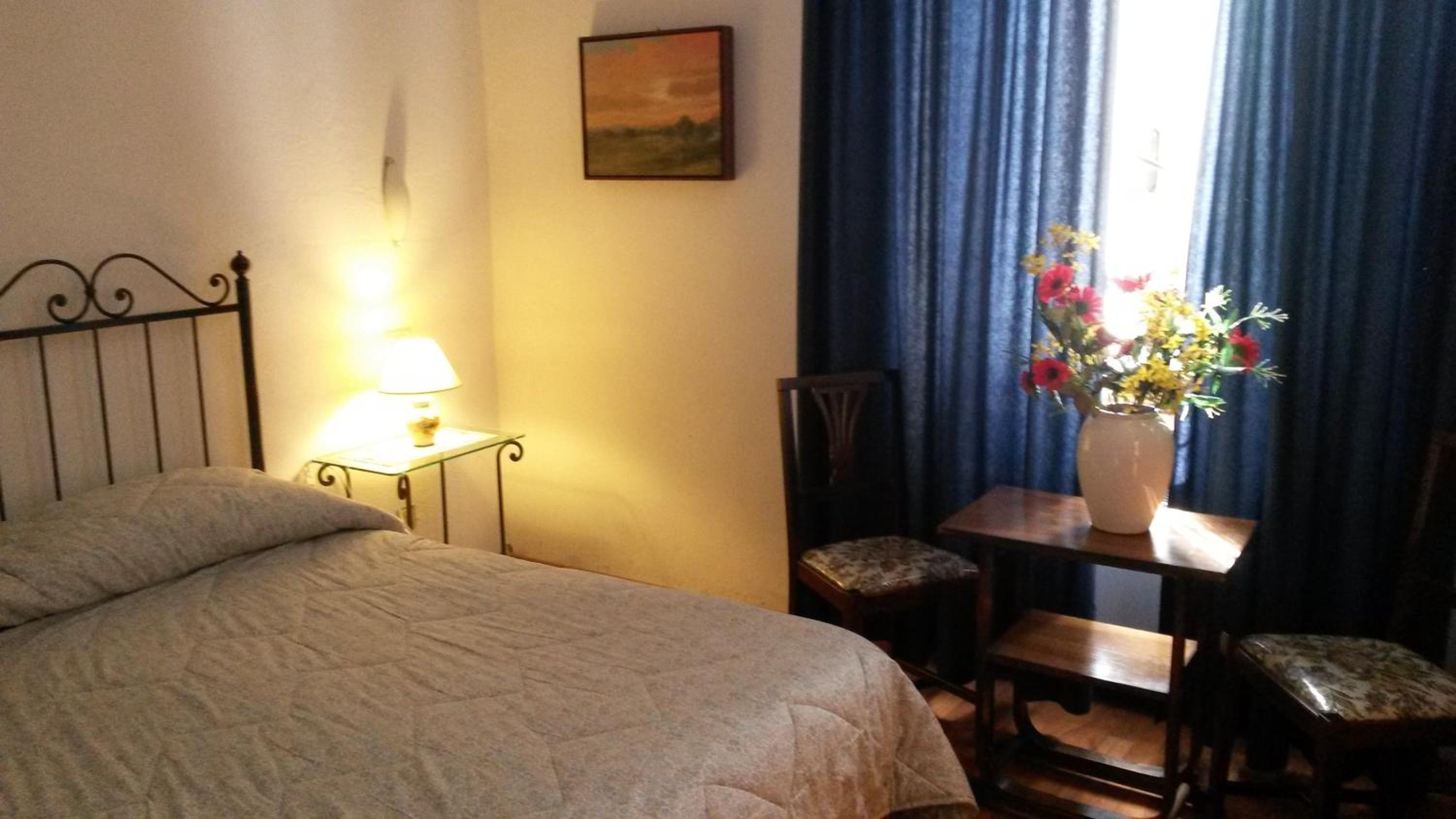 Double or Twin Room - Photo 4