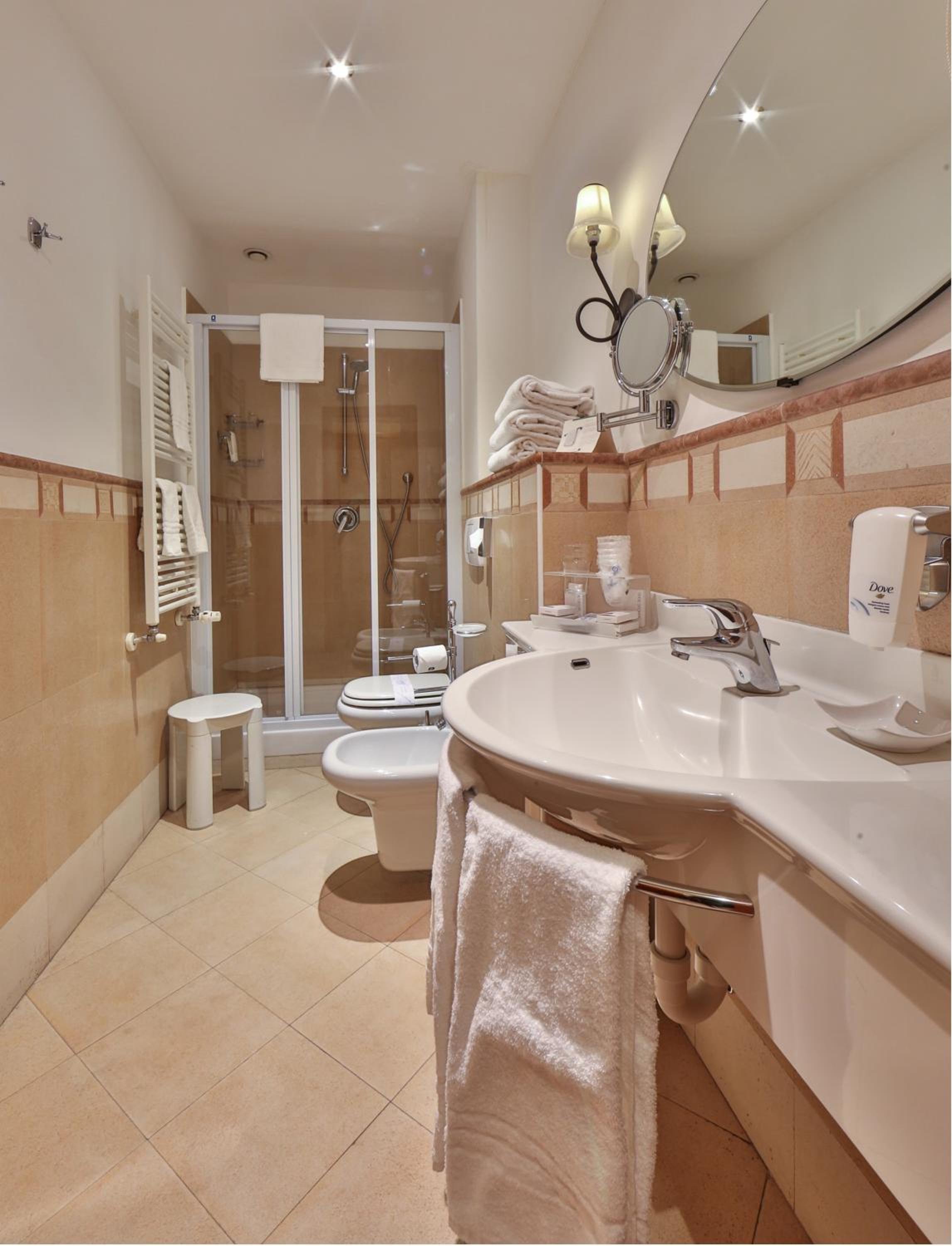 Classic Triple Room - Photo 2
