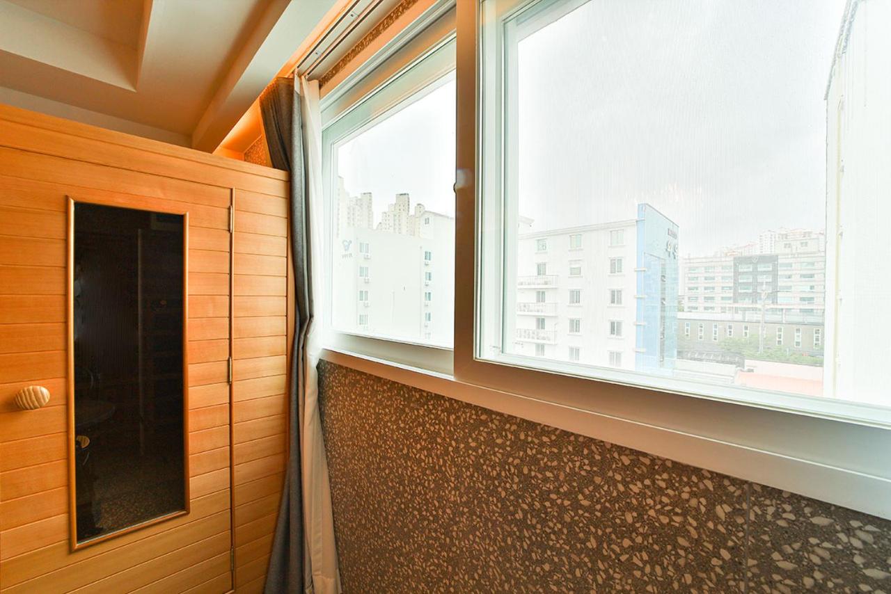 Standard Suite - Photo 5