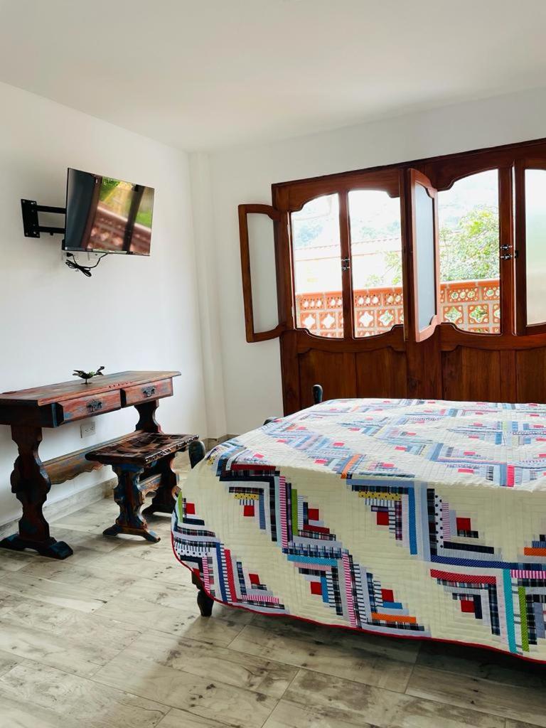 Large Double Room photo 2