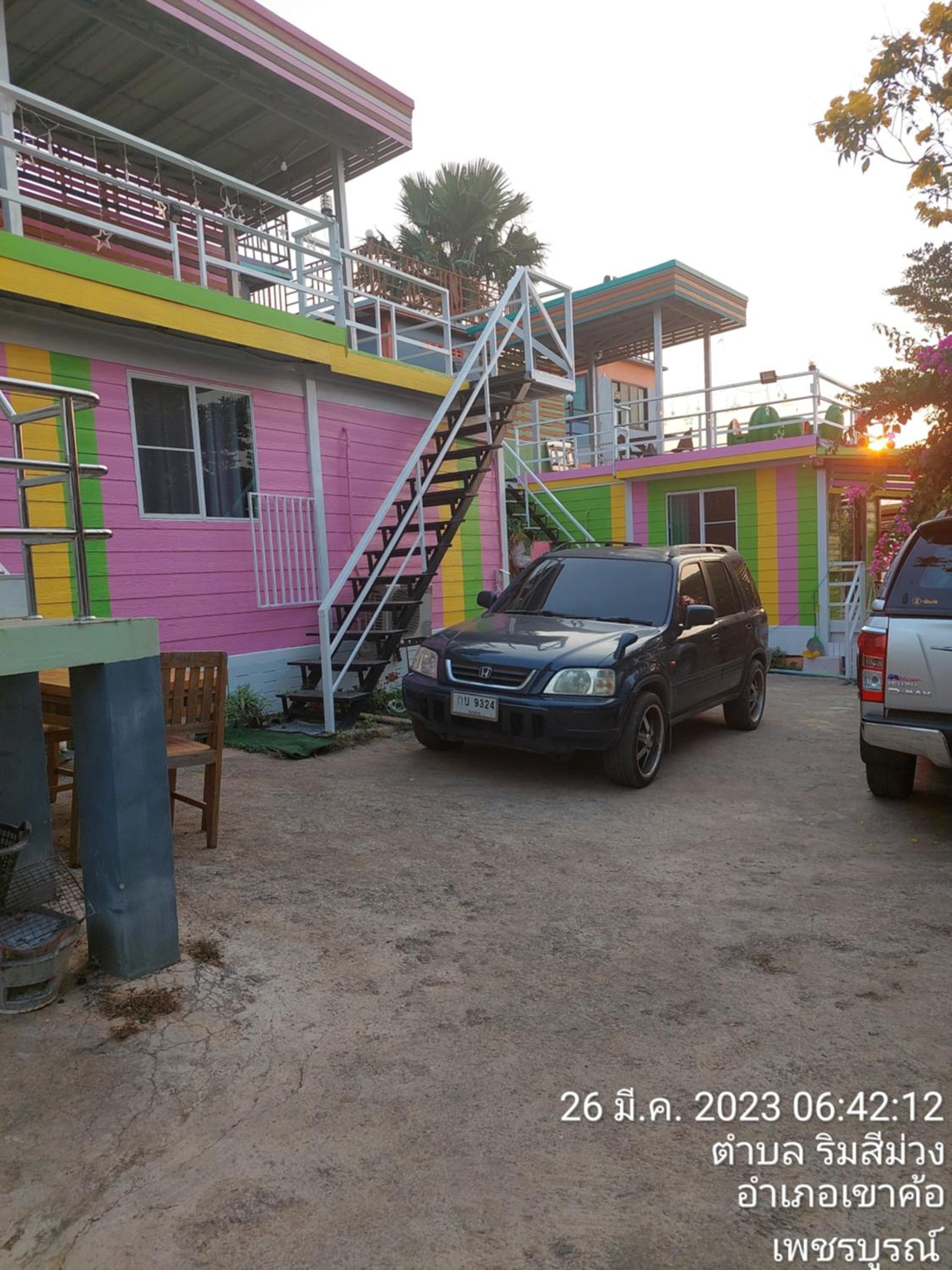Deluxe Bungalow - Photo 8