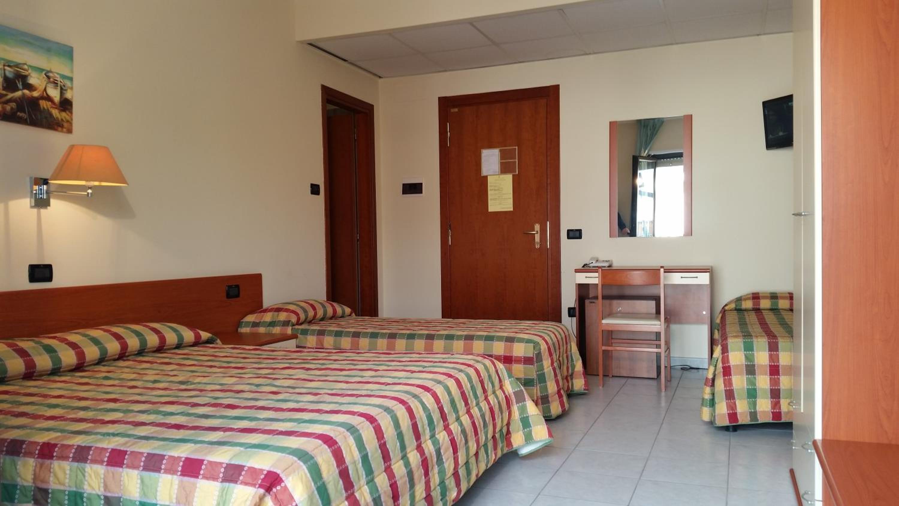 Quadruple Room photo 3