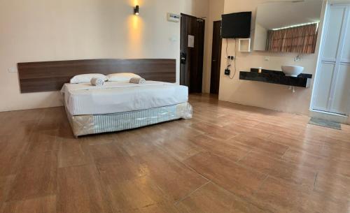 Budget Double Room photo 1