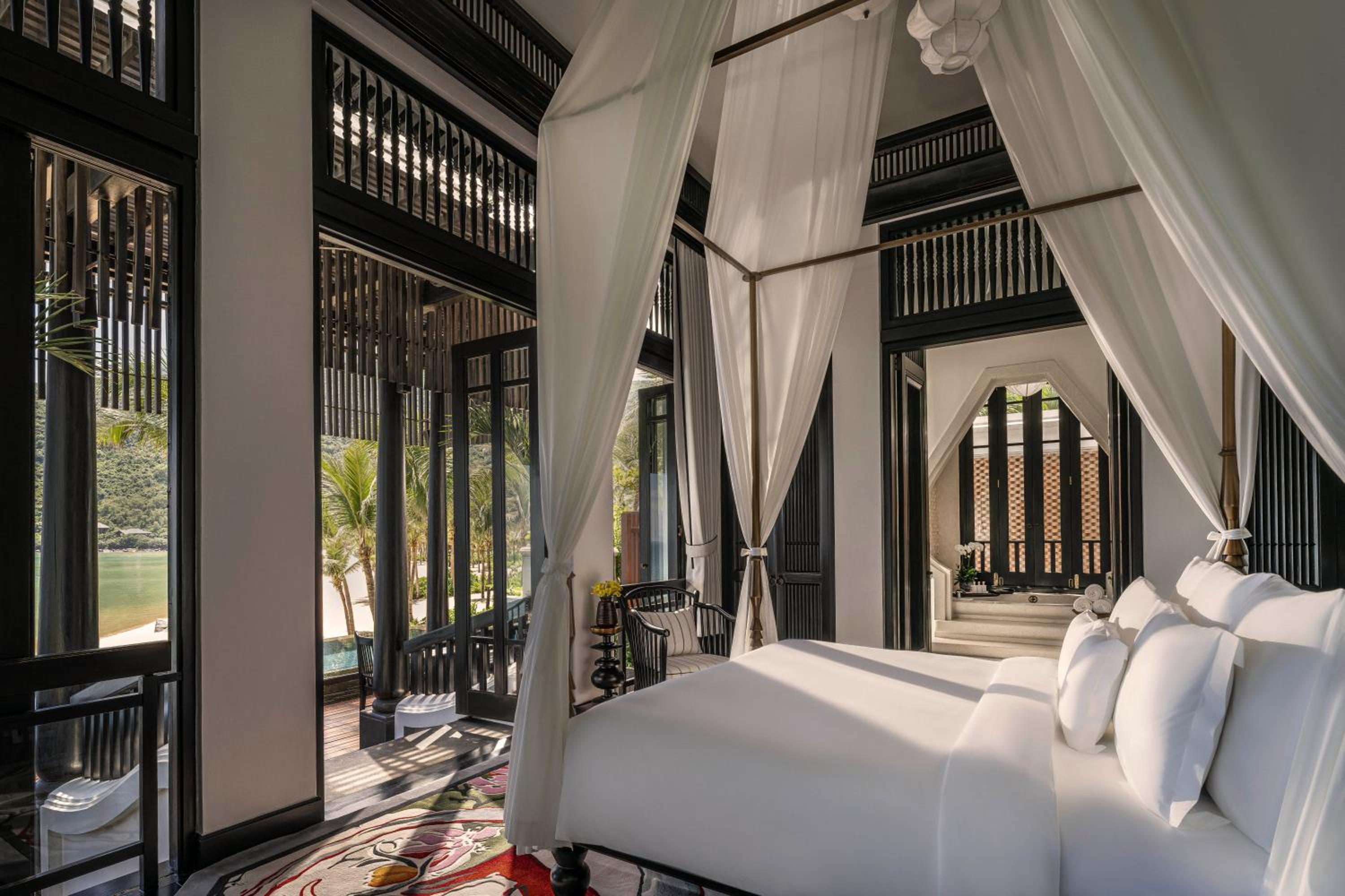One-Bedroom Seaside Villa - Photo 1