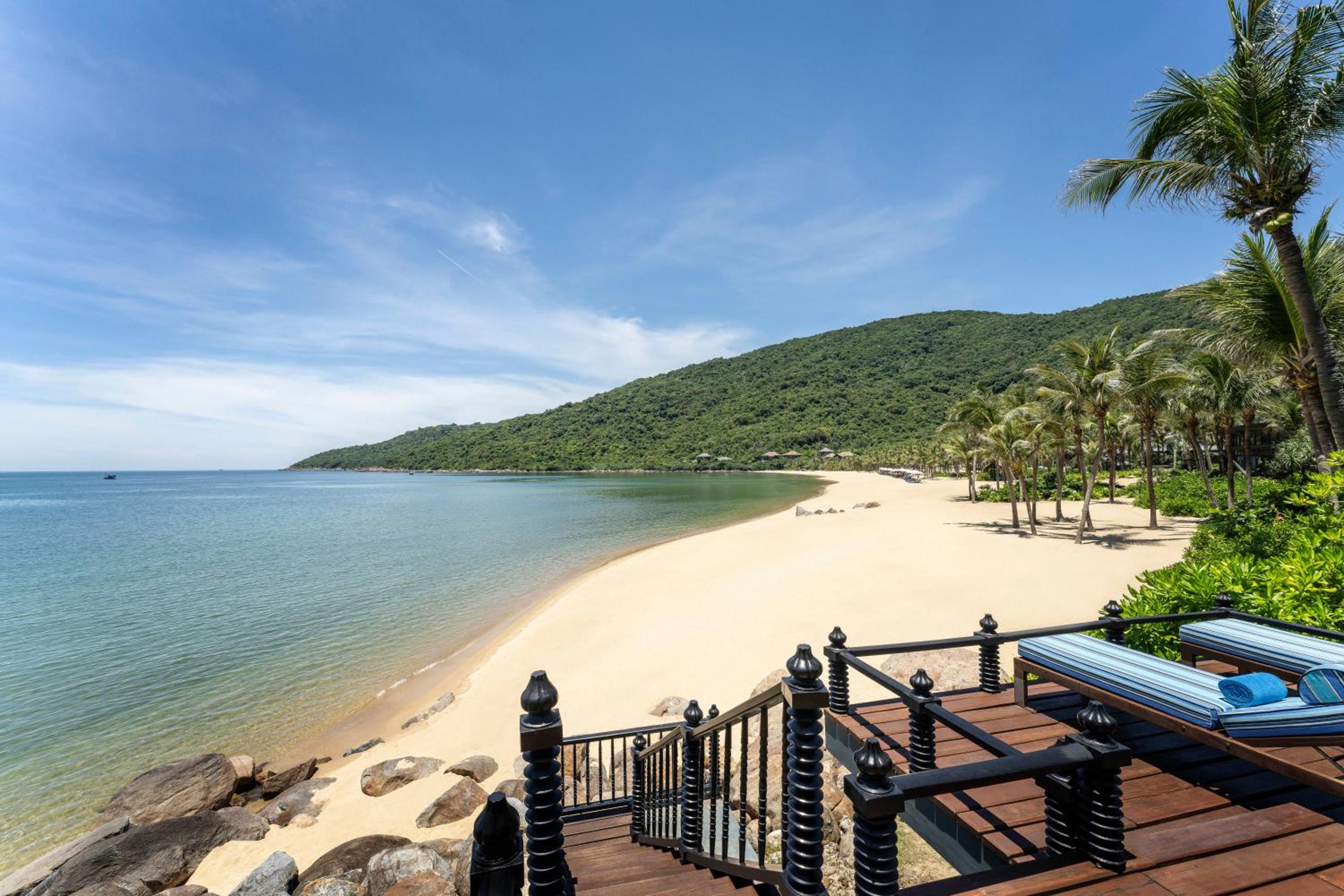 One-Bedroom Seaside Villa - Photo 7